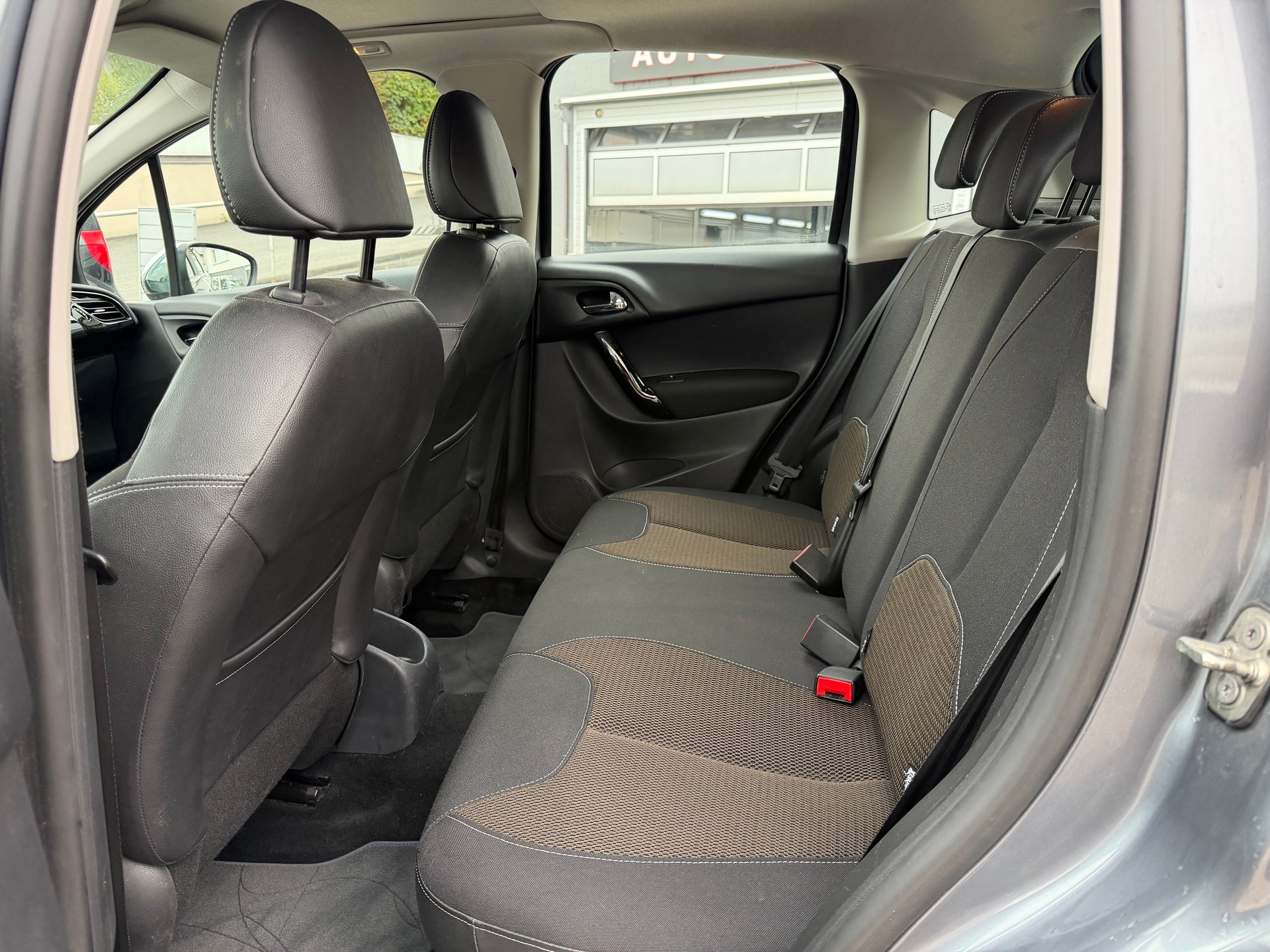 CITROEN C3 1.6HDi-image-7