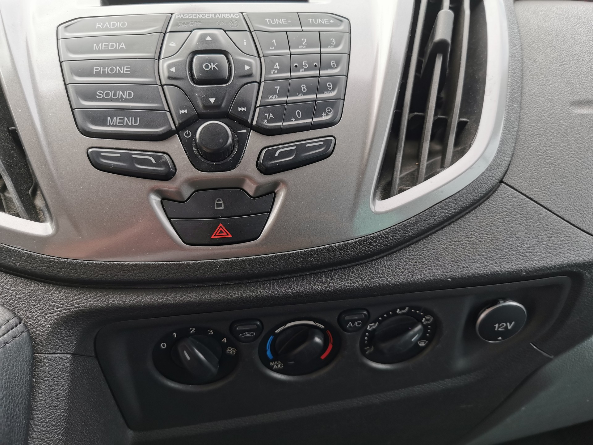 FORD Transit 350 L3-image-13