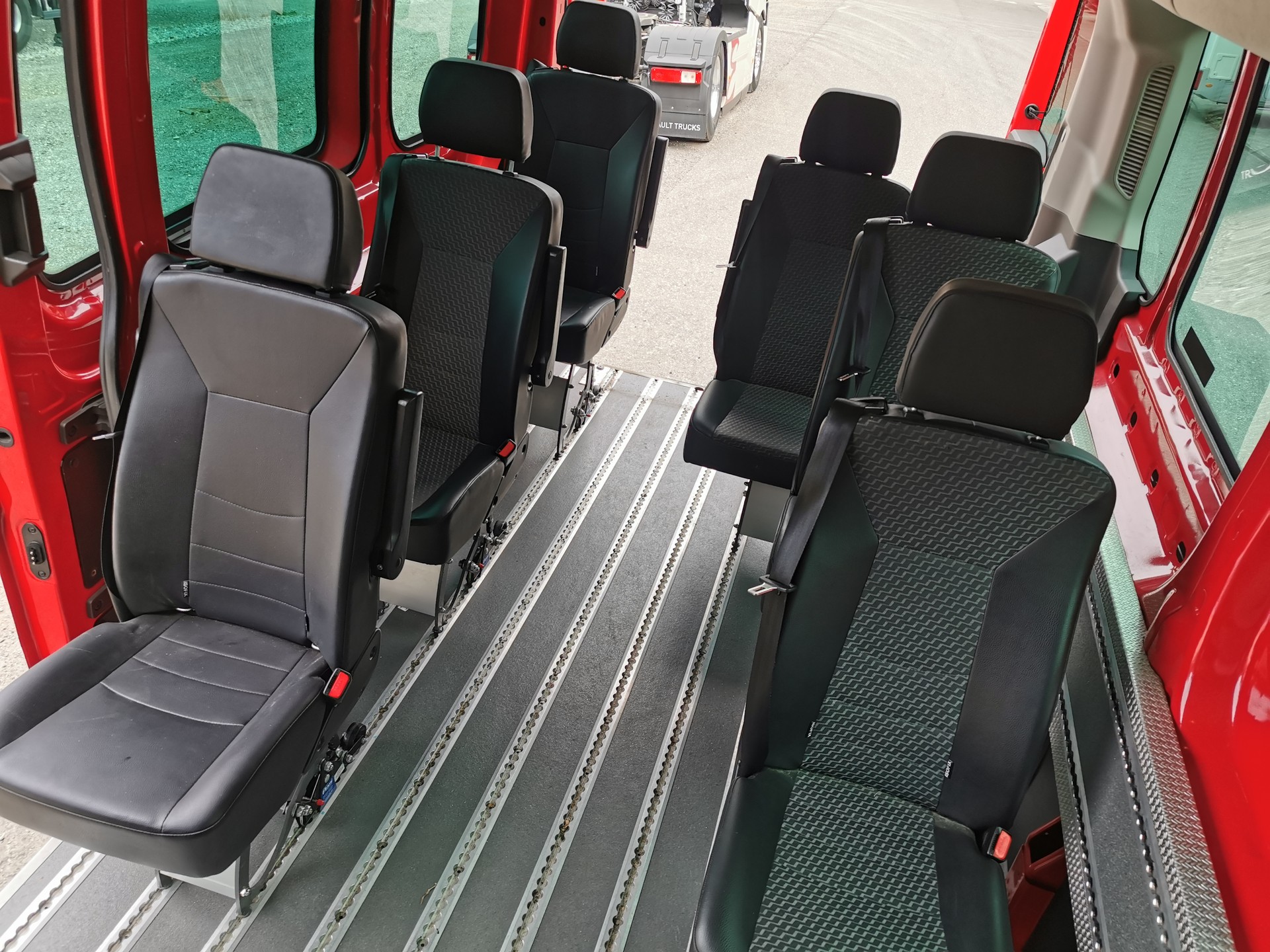 FORD Transit 350 L3-image-6