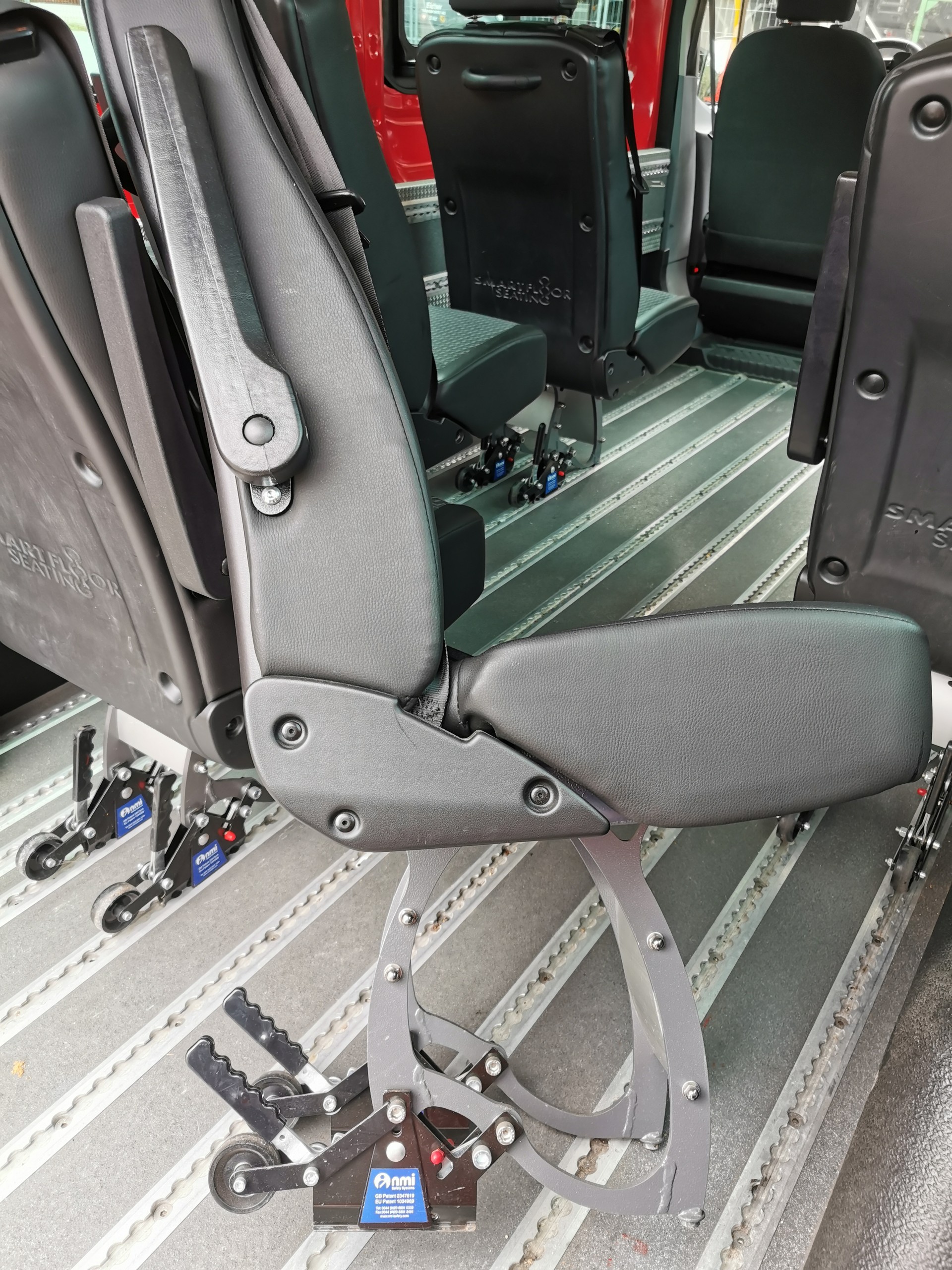 FORD Transit 350 L3-image-9