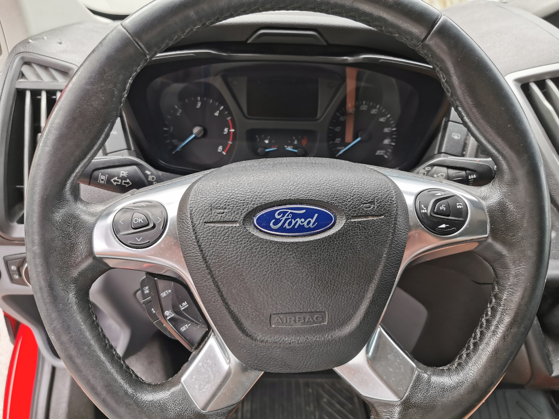 FORD Transit 350 L3-image-12