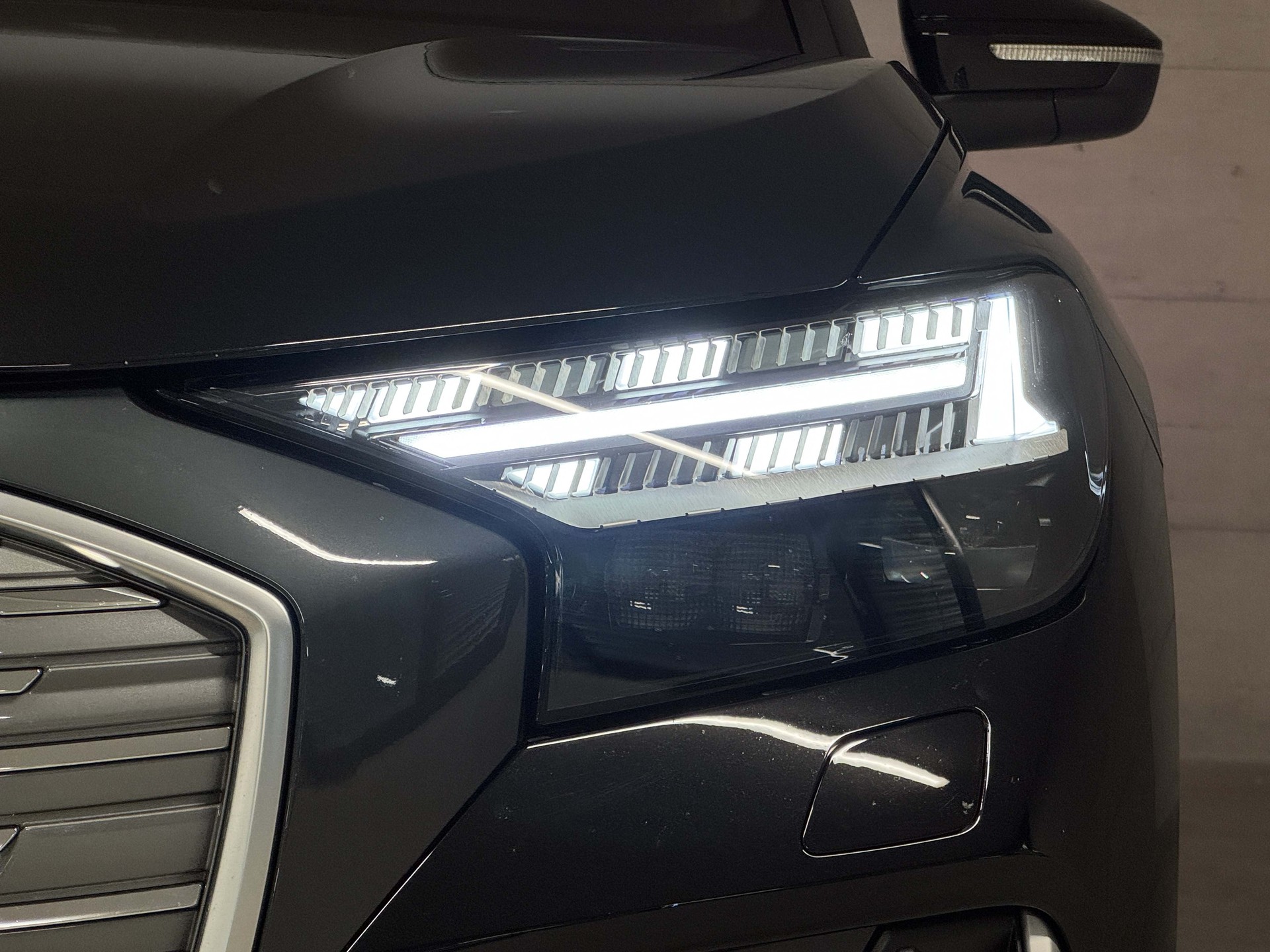 AUDI Q4 Sportback e-tron 50 quattro-image-6