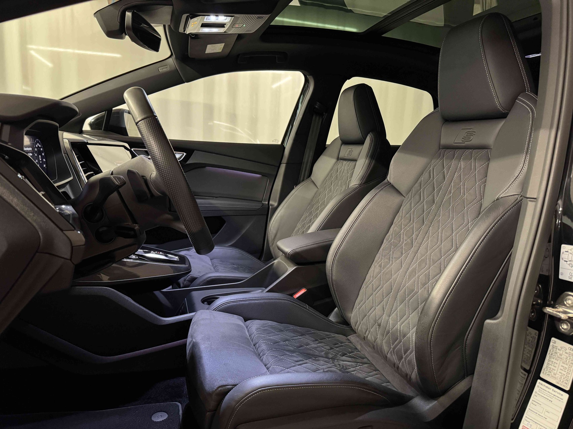 AUDI Q4 Sportback e-tron 50 quattro-image-8