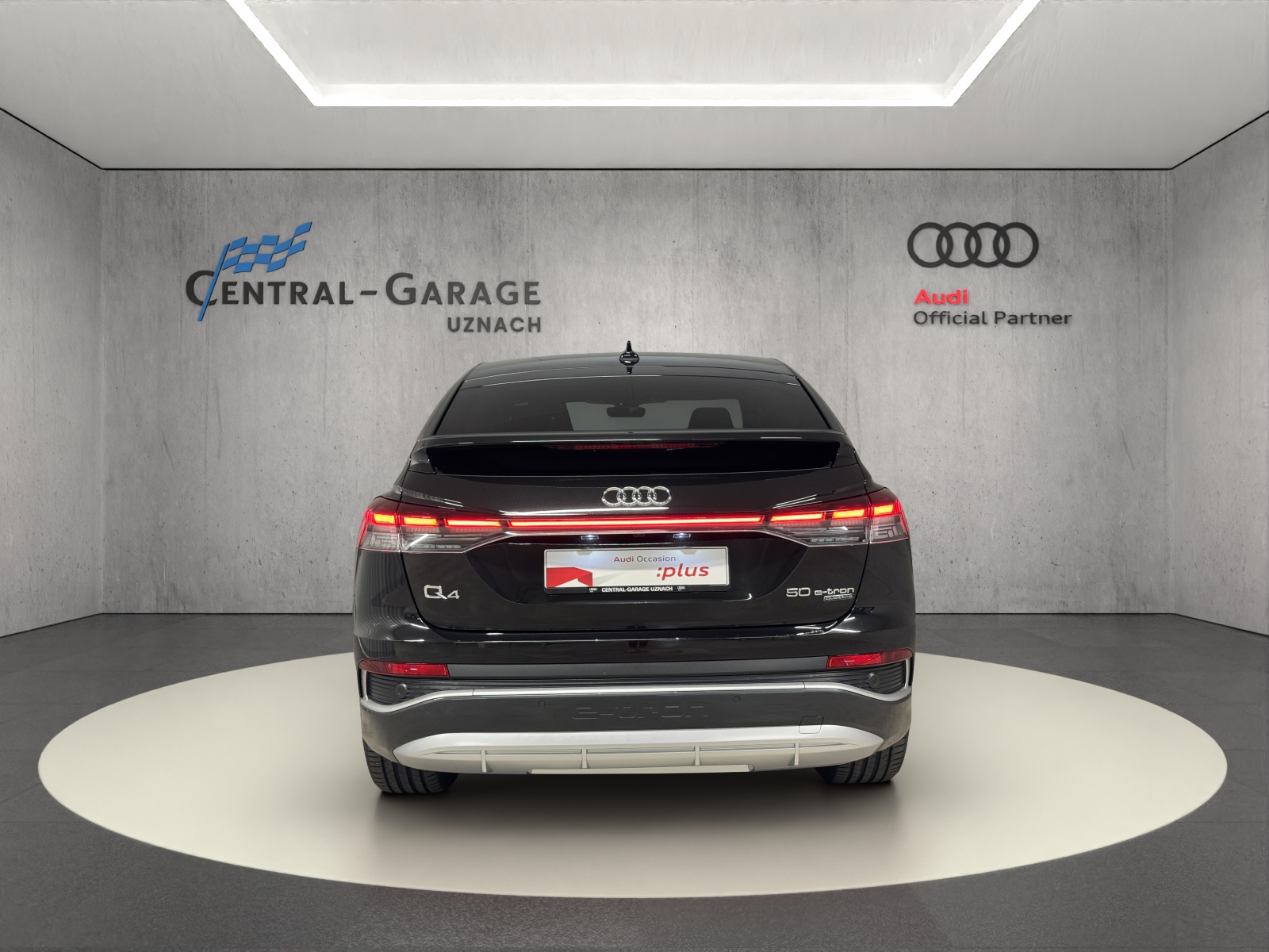 AUDI Q4 Sportback e-tron 50 quattro-image-3