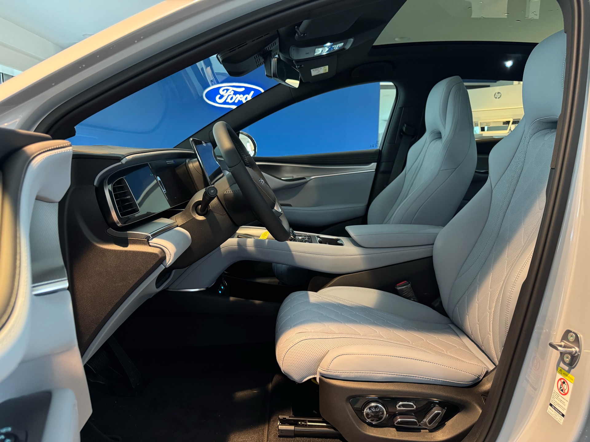 BYD Sealion 7 91,3 kWh Excellence AWD-image-13