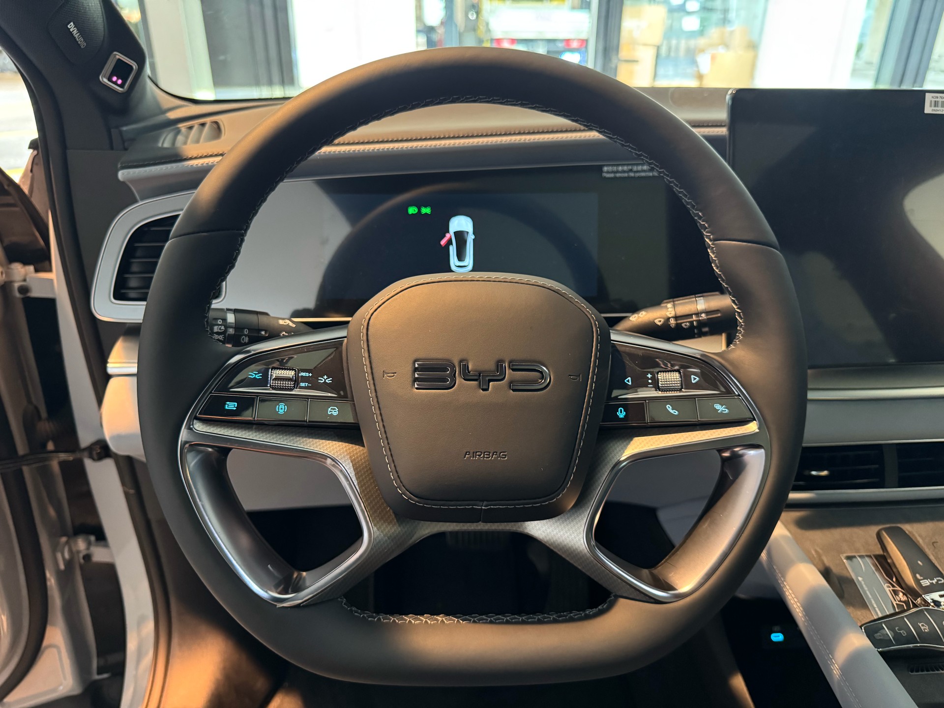 BYD Sealion 7 91,3 kWh Excellence AWD-image-14