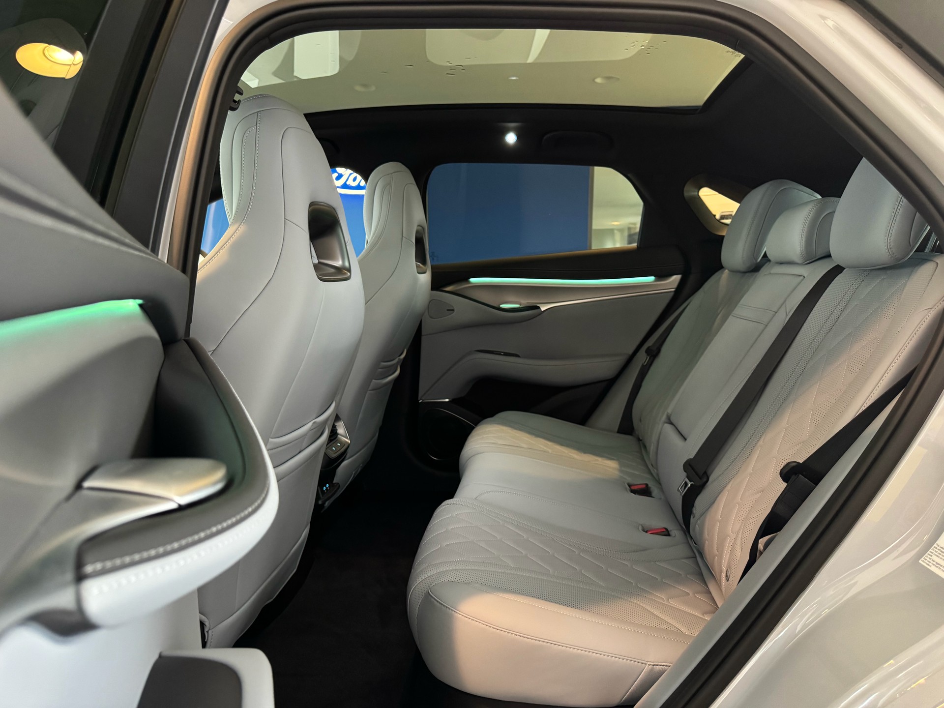 BYD Sealion 7 91,3 kWh Excellence AWD-image-28