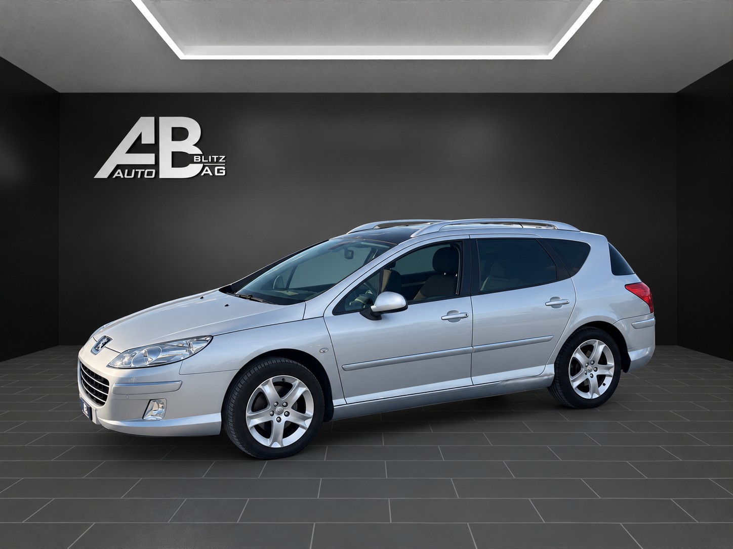 PEUGEOT 407 SW 2.0 HDI Dynamic Automatic-image-1