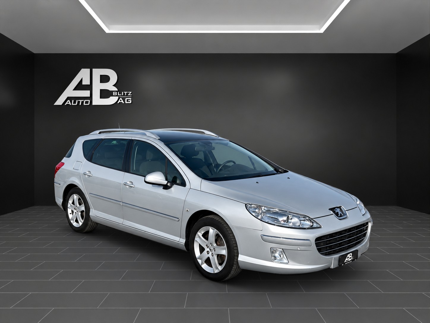 PEUGEOT 407 SW 2.0 HDI Dynamic Automatic-image-5