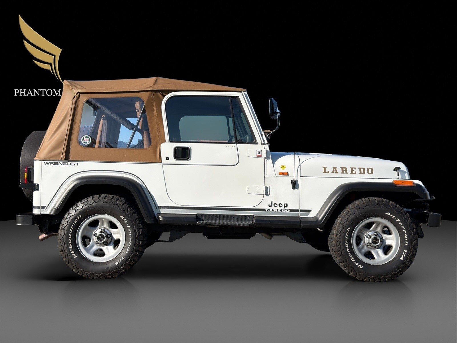 JEEP Wrangler 4.0 Laredo-image-0