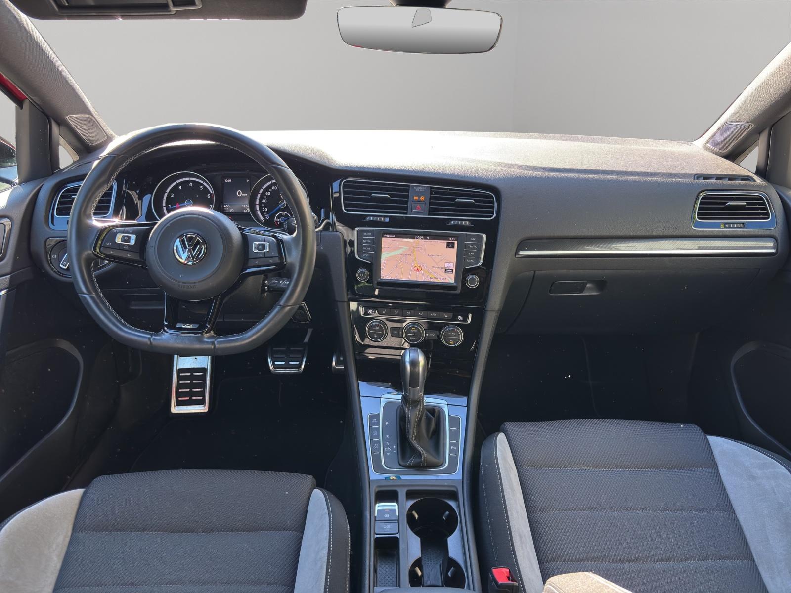 VW Golf VII 2.0 TSI R DSG 4motion-image-7