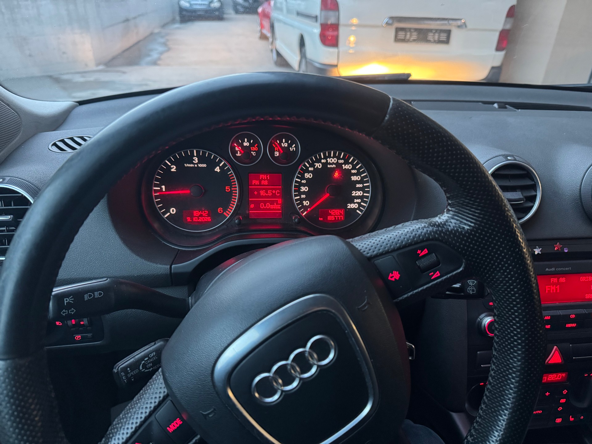 AUDI A3 Sportback 2.0 TDI Ambition quattro-image-9