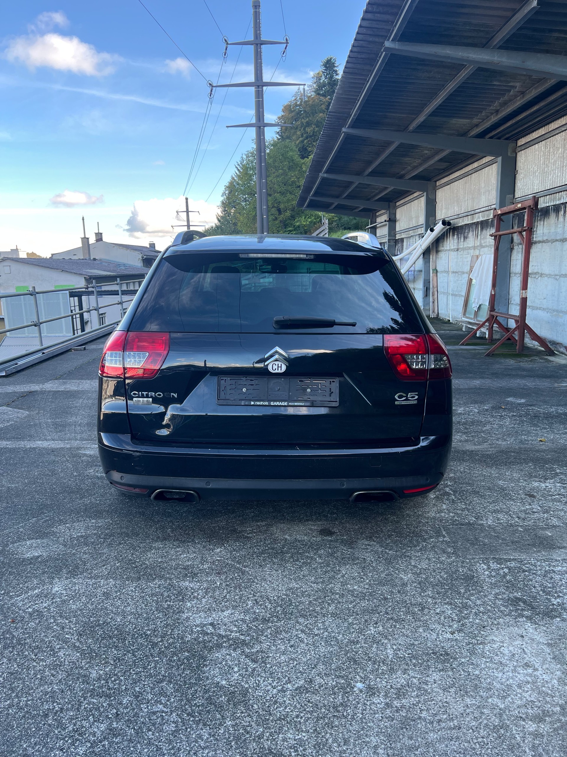 CITROEN C5 Tourer 3.0 HDi V6 Exclusive Automatic-image-2