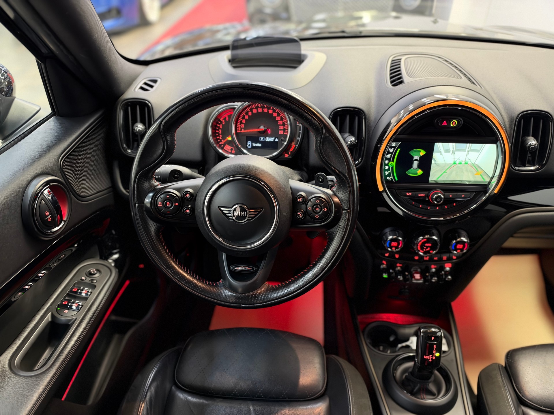 MINI Countryman Cooper SD ALL4 Steptronic-image-11