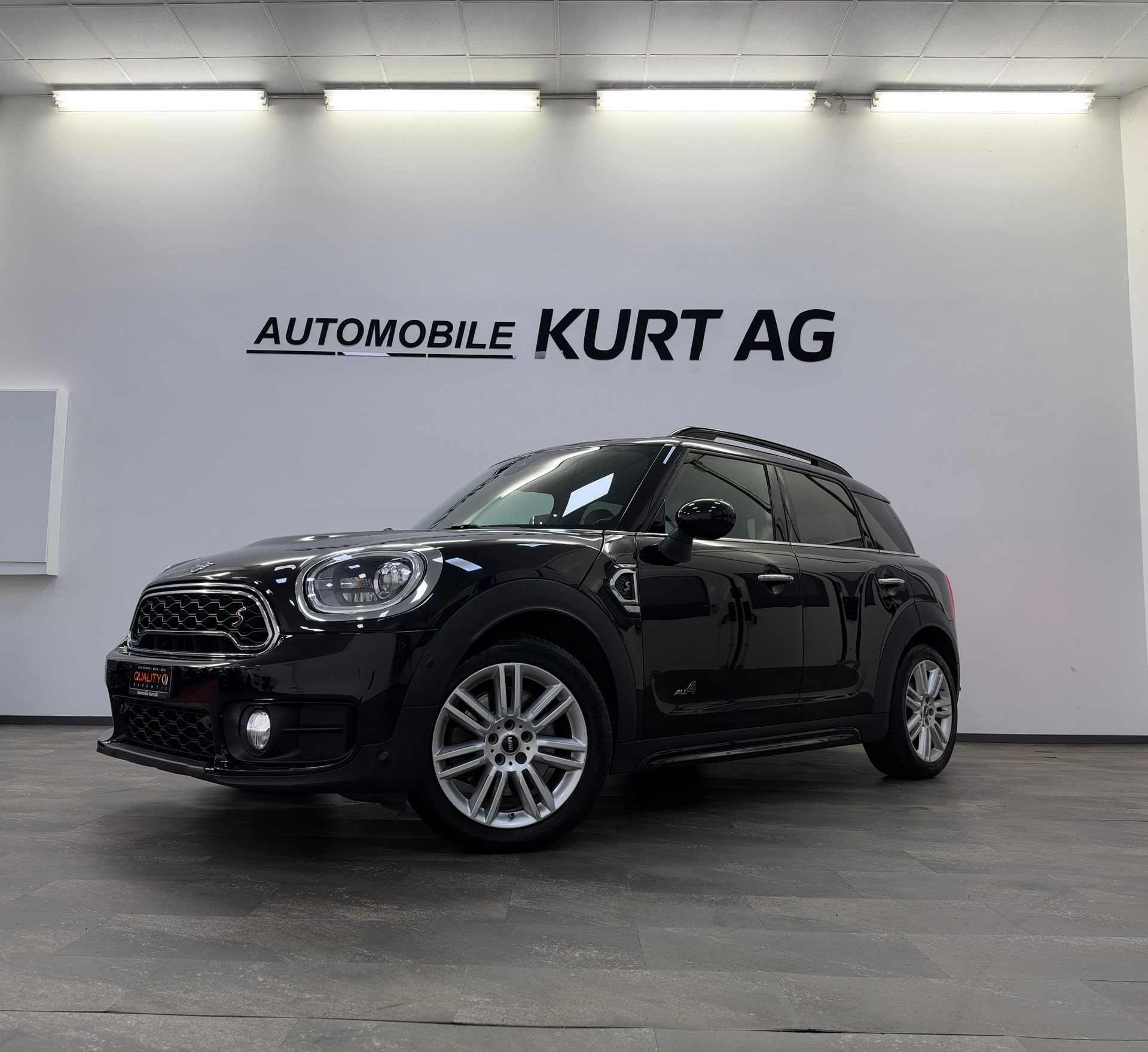 MINI Countryman Cooper SD ALL4 Steptronic-image-1