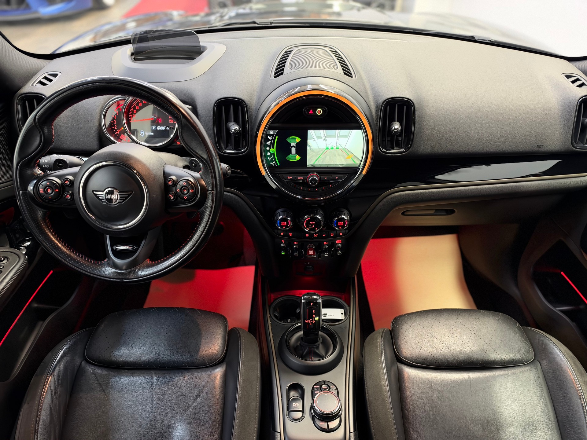 MINI Countryman Cooper SD ALL4 Steptronic-image-13