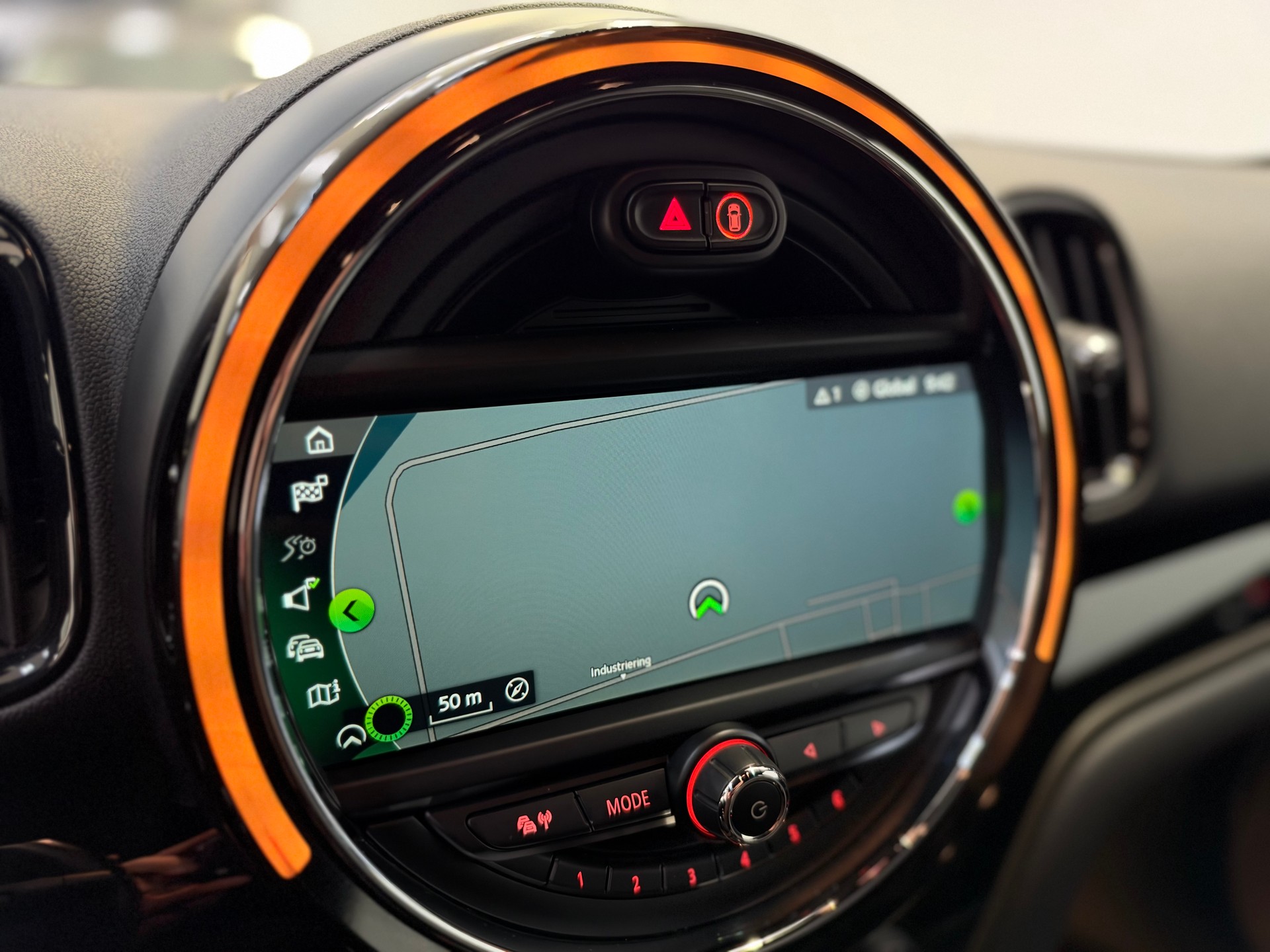 MINI Countryman Cooper SD ALL4 Steptronic-image-15