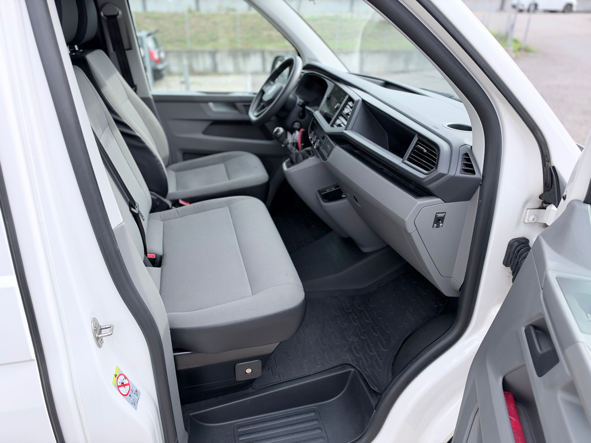 VW T6.1 2.0 TDI inkl. 1 Jahr Garantie-image-10