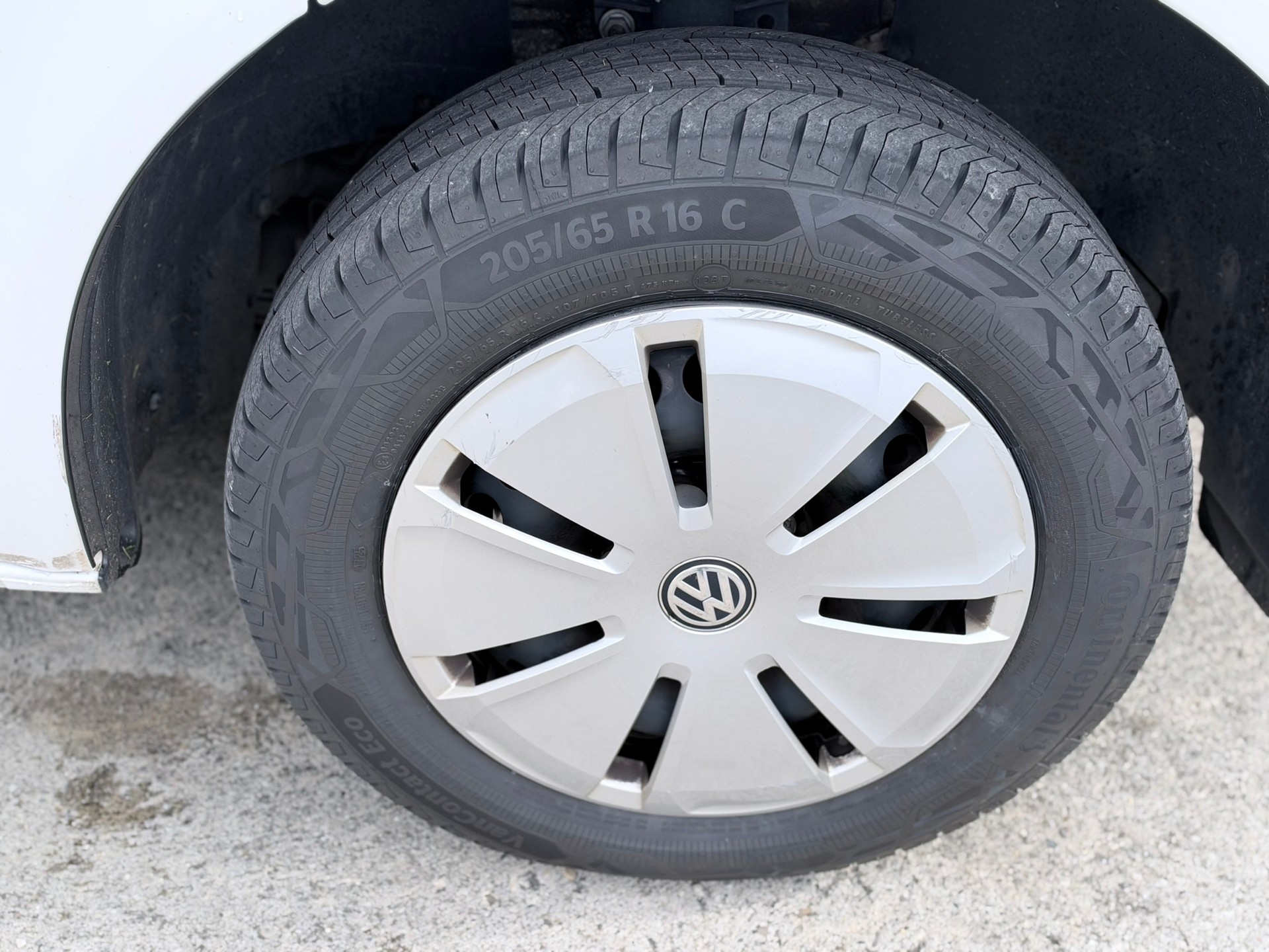 VW T6.1 2.0 TDI inkl. 1 Jahr Garantie-image-25