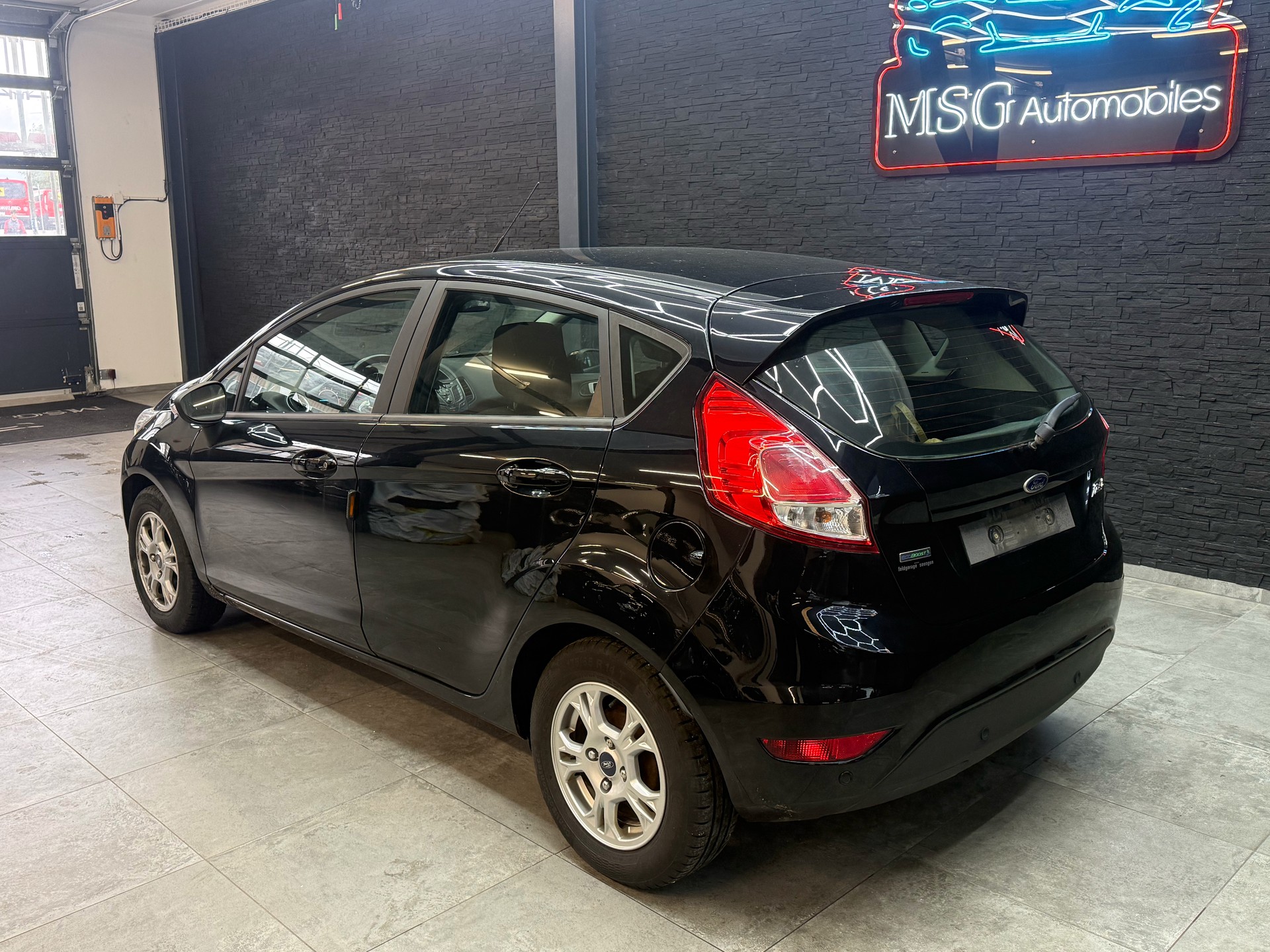 FORD Fiesta 1.0 SCTi Trend-image-2