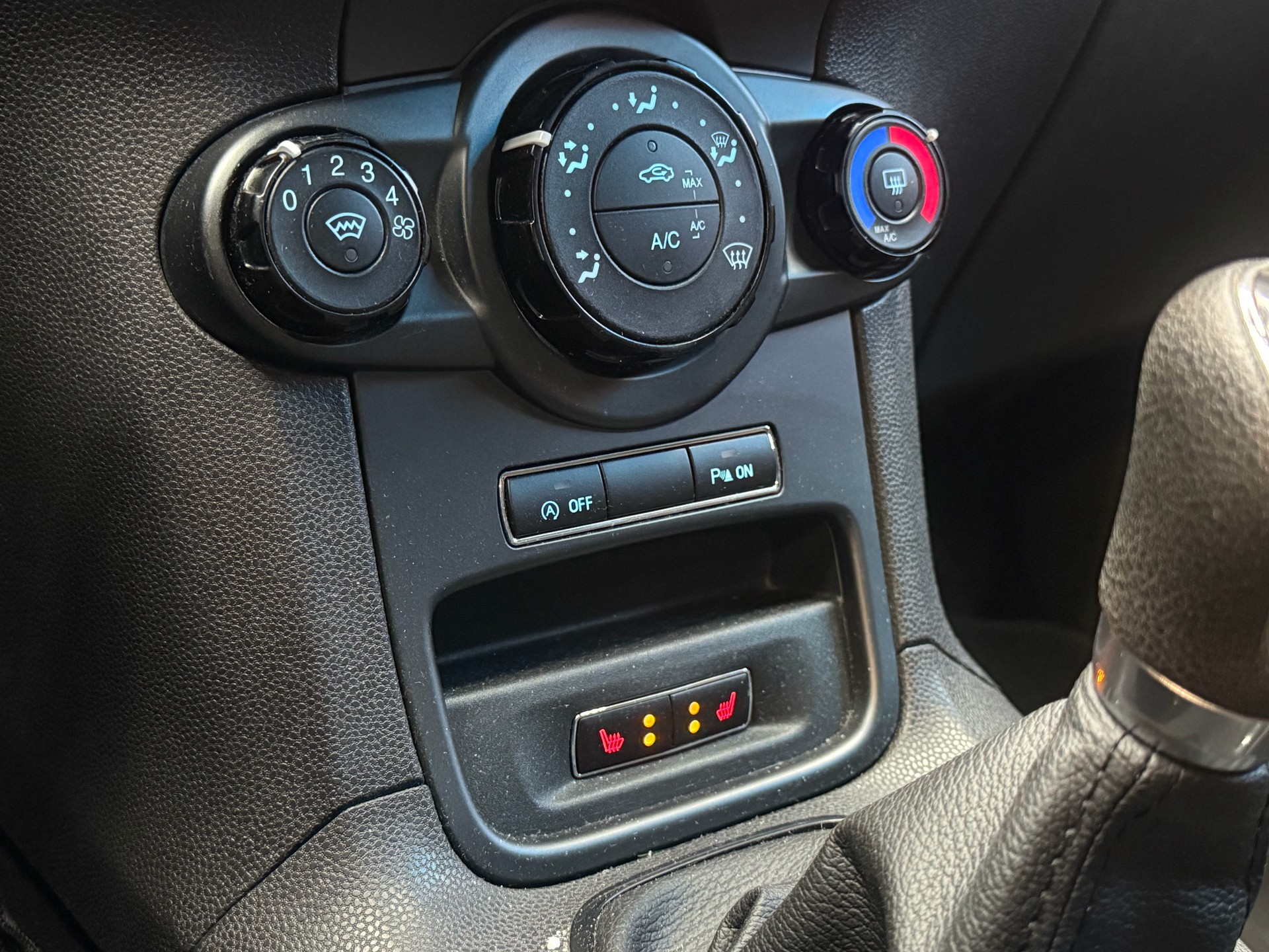 FORD Fiesta 1.0 SCTi Trend-image-9