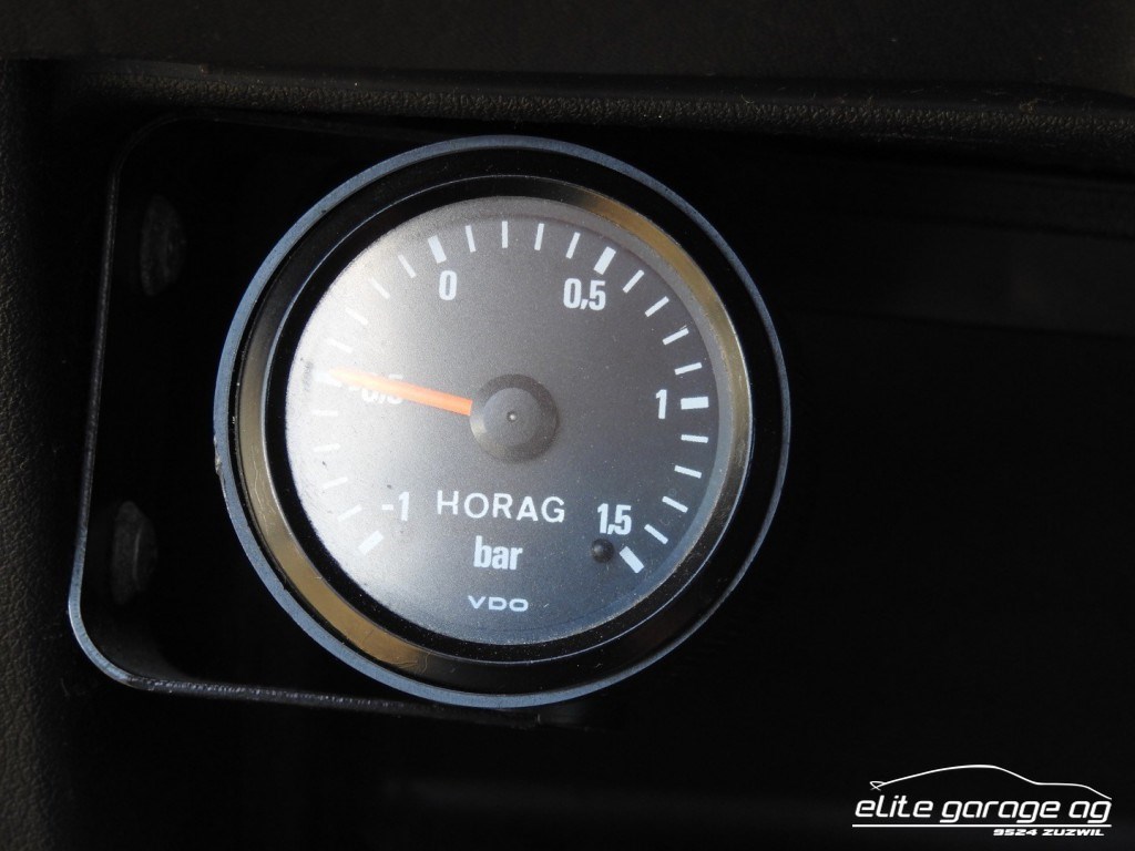 VW Golf GTi-image-12