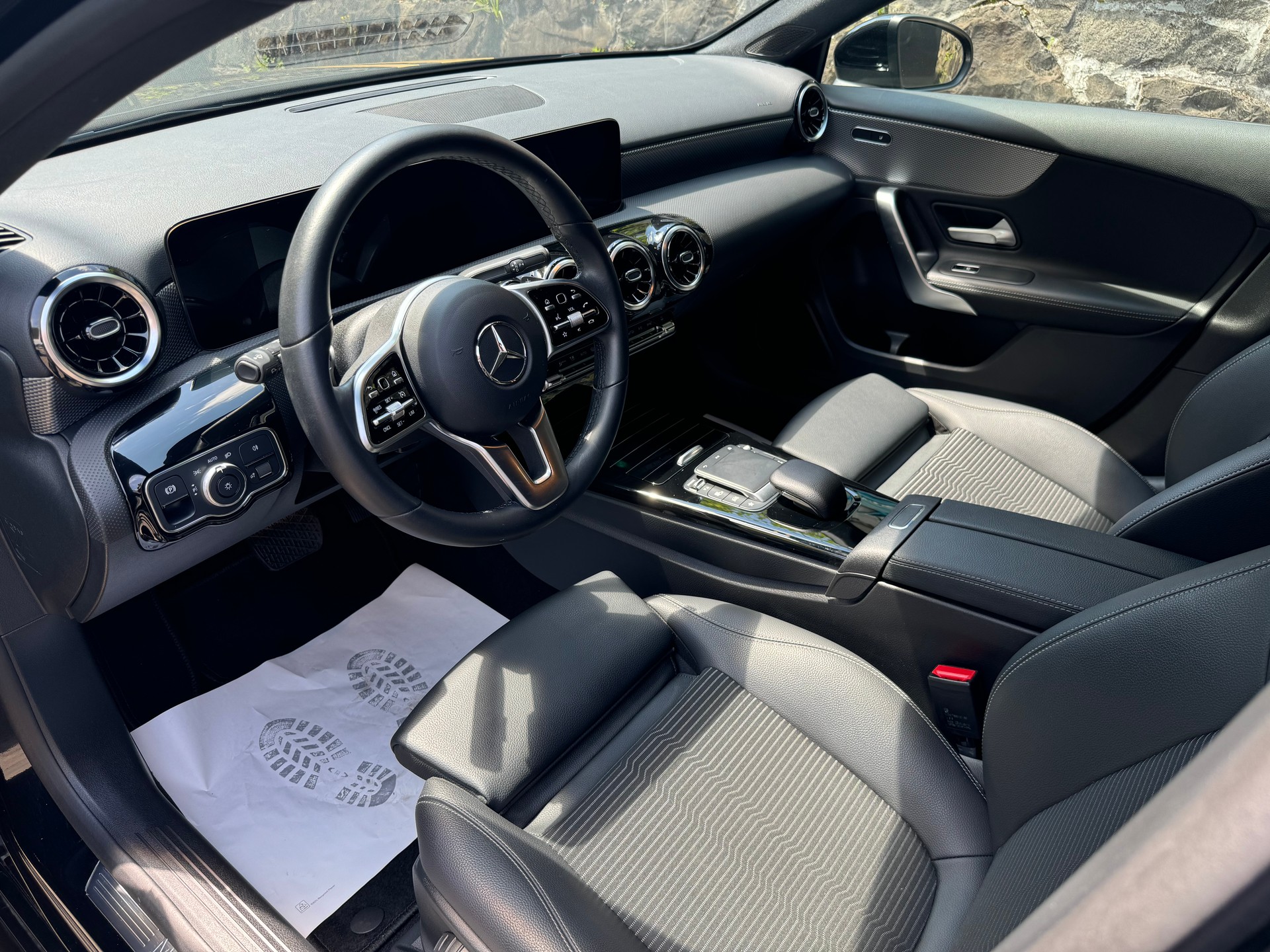 MERCEDES-BENZ A 180 Night Star 7G-DCT-image-11