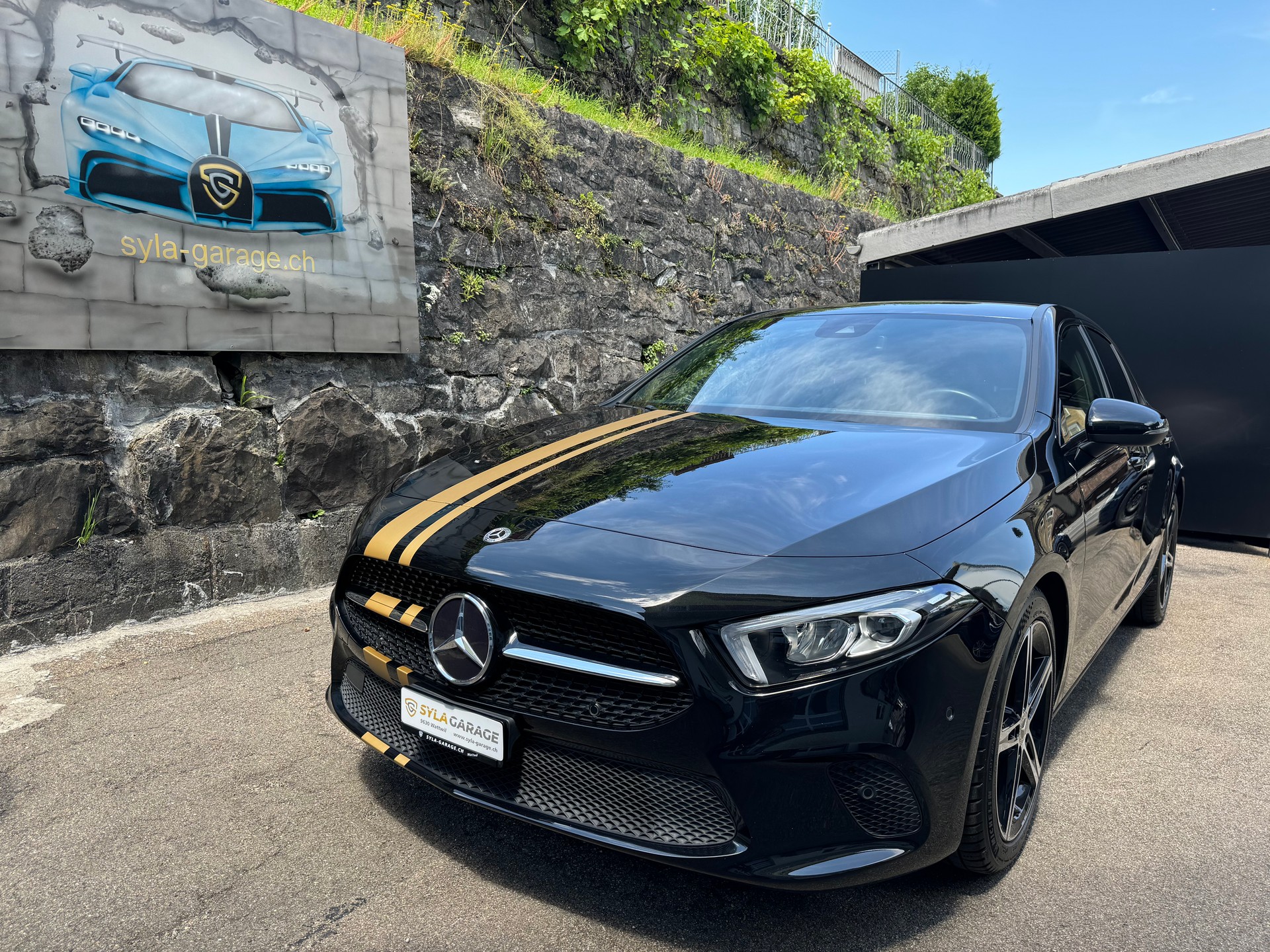 MERCEDES-BENZ A 180 Night Star 7G-DCT-image-1