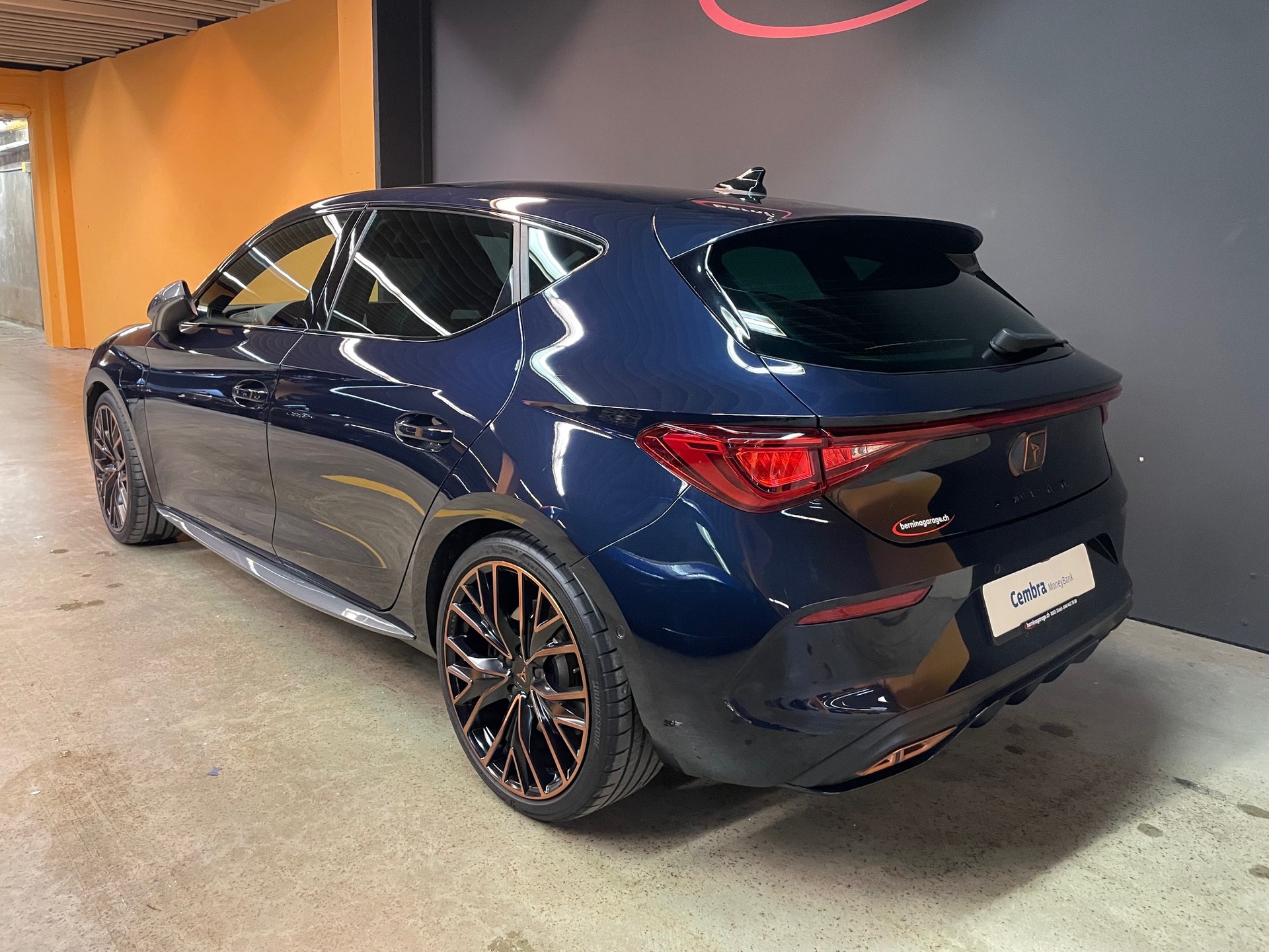 CUPRA LEON 1.4 e-HYBRID A-image-2
