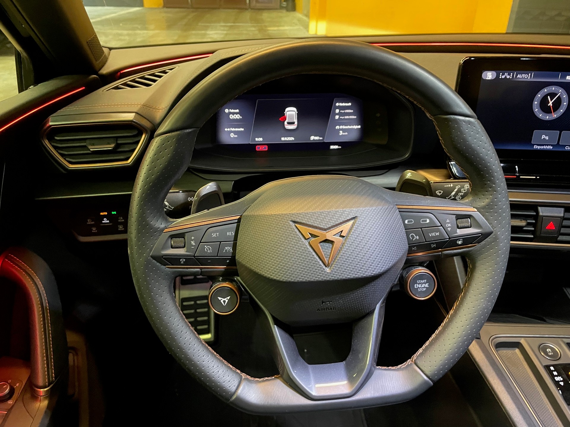 CUPRA LEON 1.4 e-HYBRID A-image-6