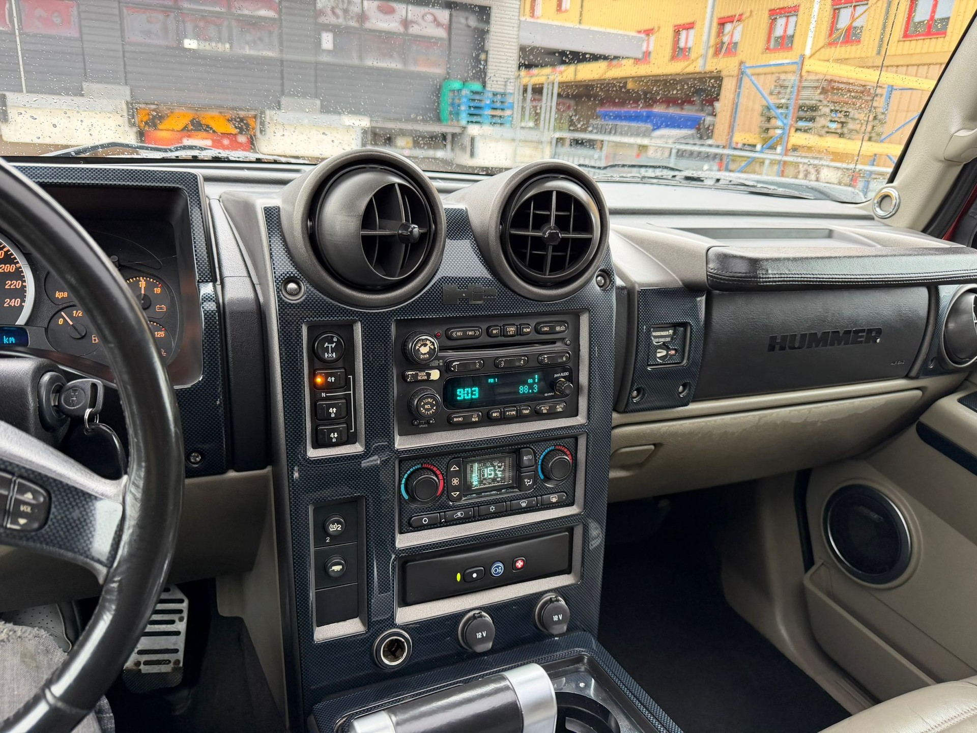HUMMER H2 6.0-image-12
