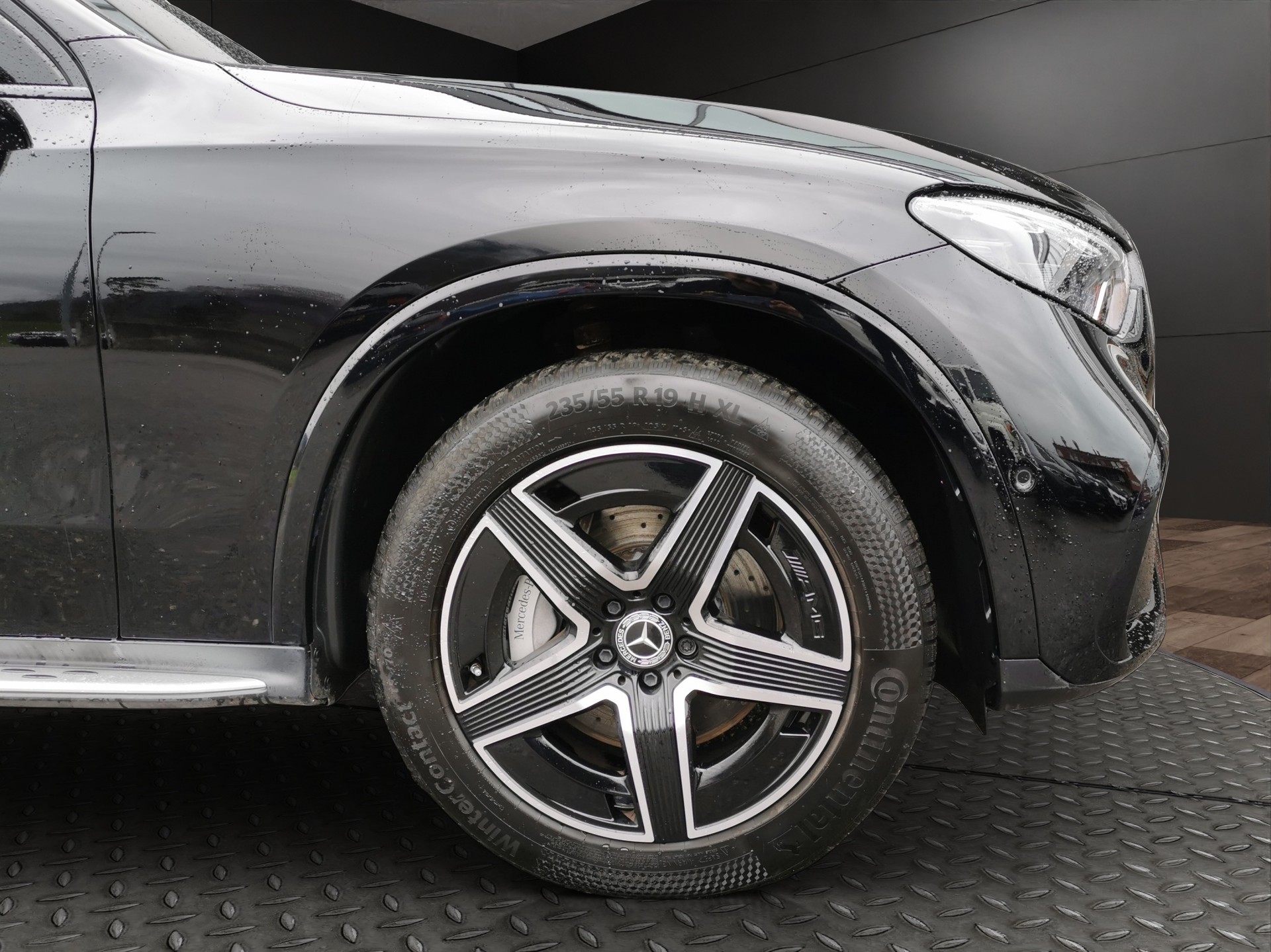 MERCEDES-BENZ GLC Coupé 300 d 4Matic AMG-Line-image-2