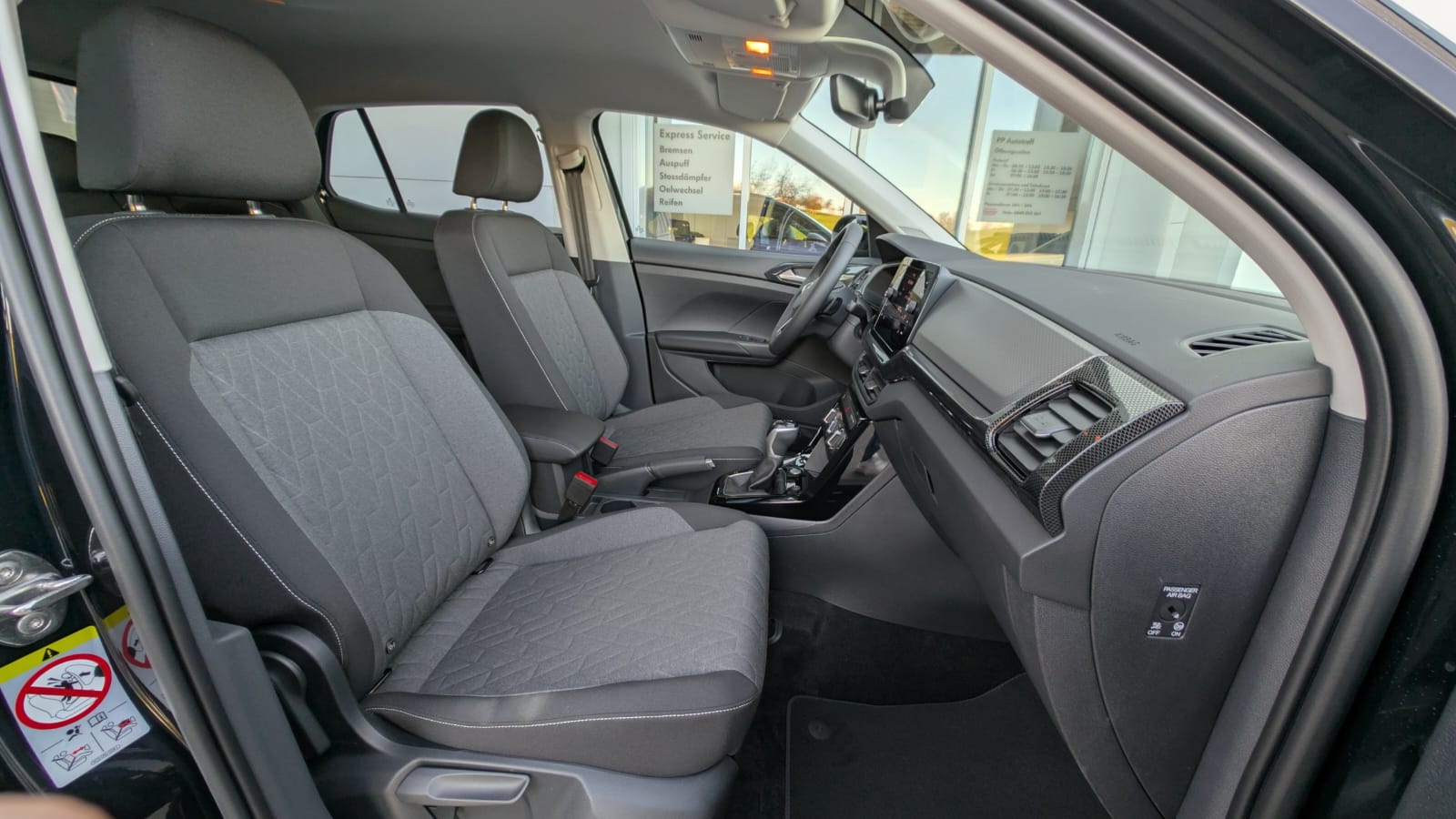 VW T-Cross 1.0 TSI EVO United DSG-image-2