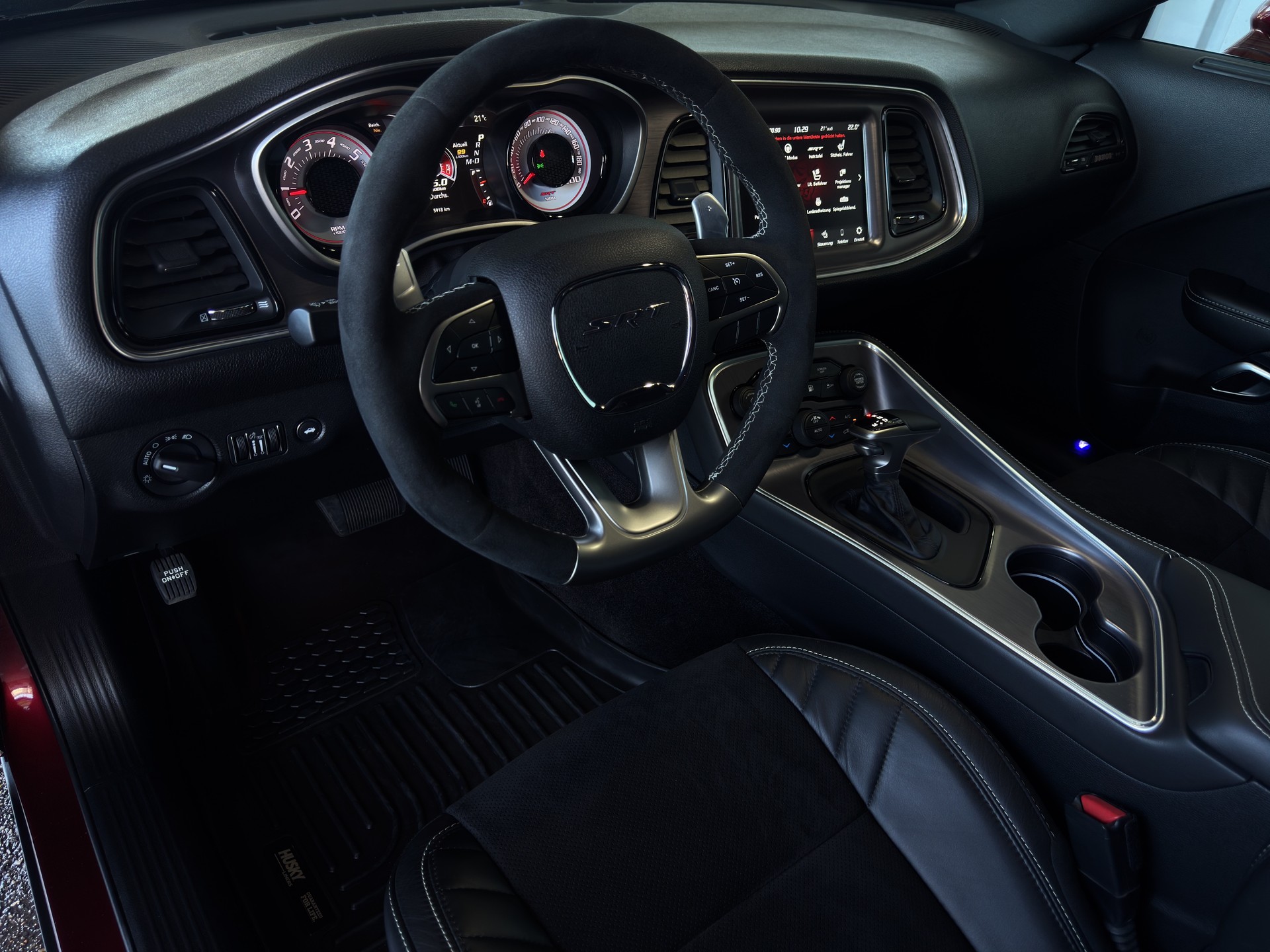 DODGE Challenger SRT Demon-image-7