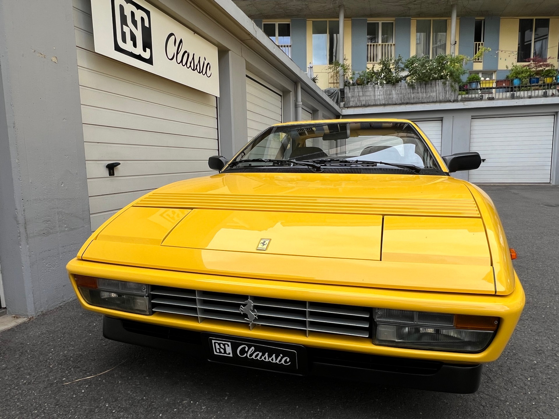 FERRARI Mondial 3.4 T-image-3