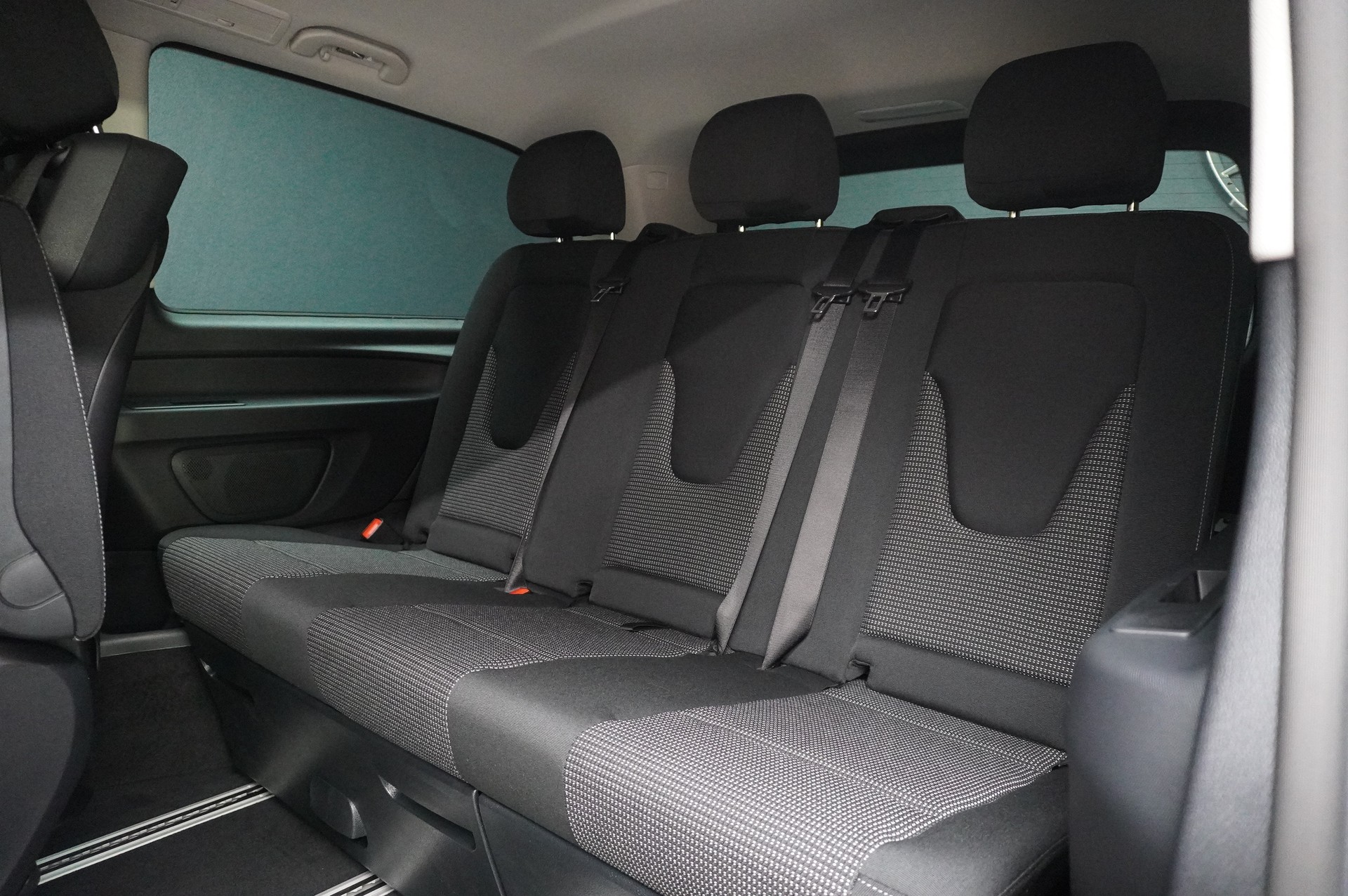MERCEDES-BENZ Vito 116 CDI Tourer SELECT Family 3200mm-image-12
