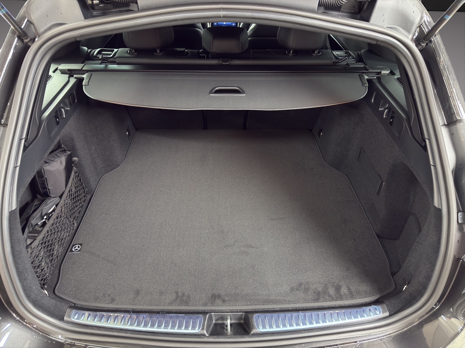MERCEDES-BENZ C 220 d T 4 Matic Swiss Star-image-8