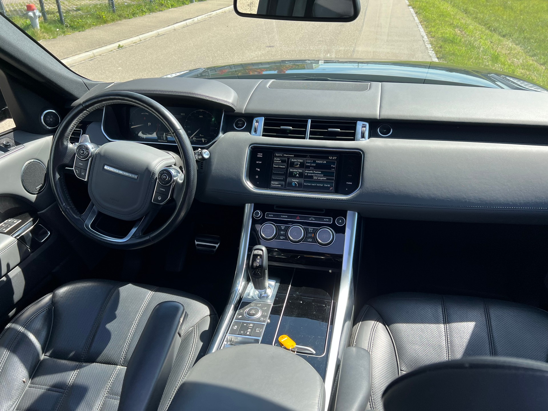 LAND ROVER Range Rover Sport 4.4 SDV8 Autobiography Automatic-image-18