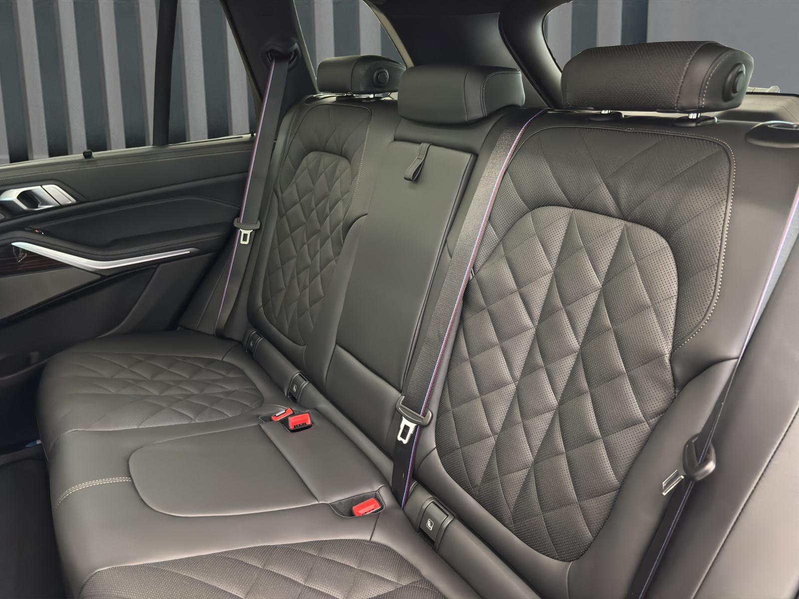 BMW X5 50e xDrive M Sport Pro-image-14