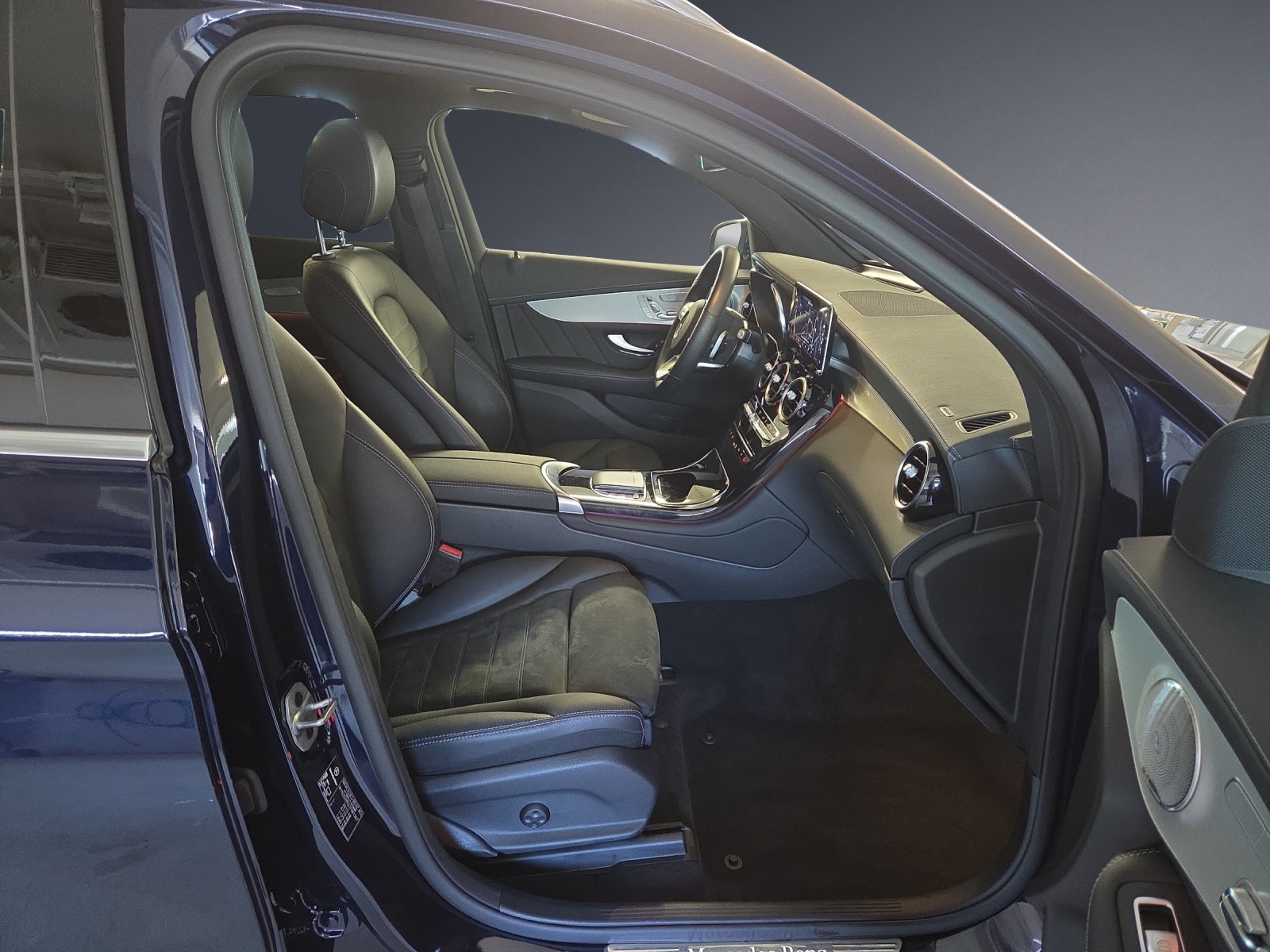 Image MERCEDES-BENZ GLC-300 GLC 300 e AMG Line 4Matic 9G-Tronic