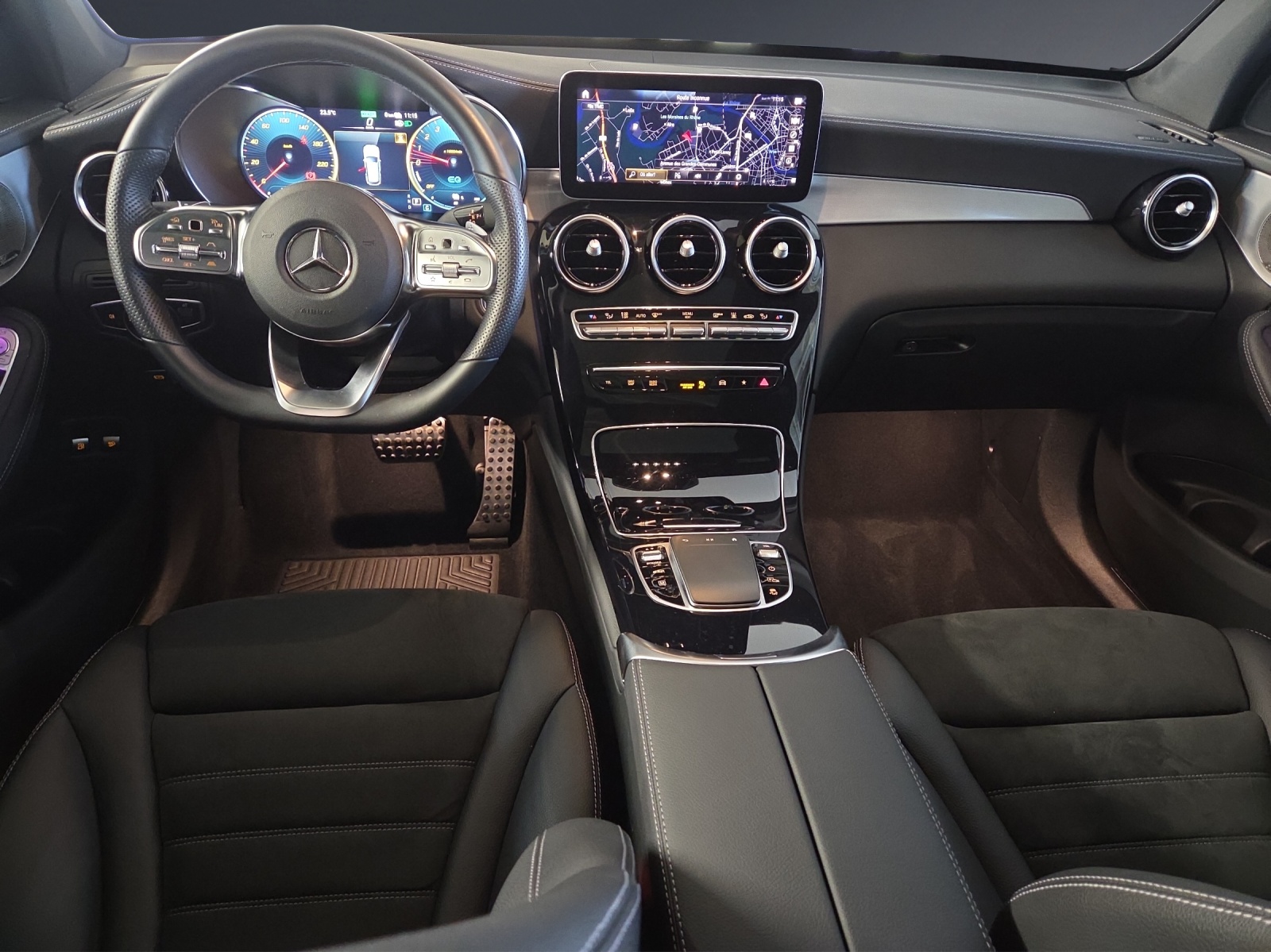 Image MERCEDES-BENZ GLC-300 GLC 300 e AMG Line 4Matic 9G-Tronic