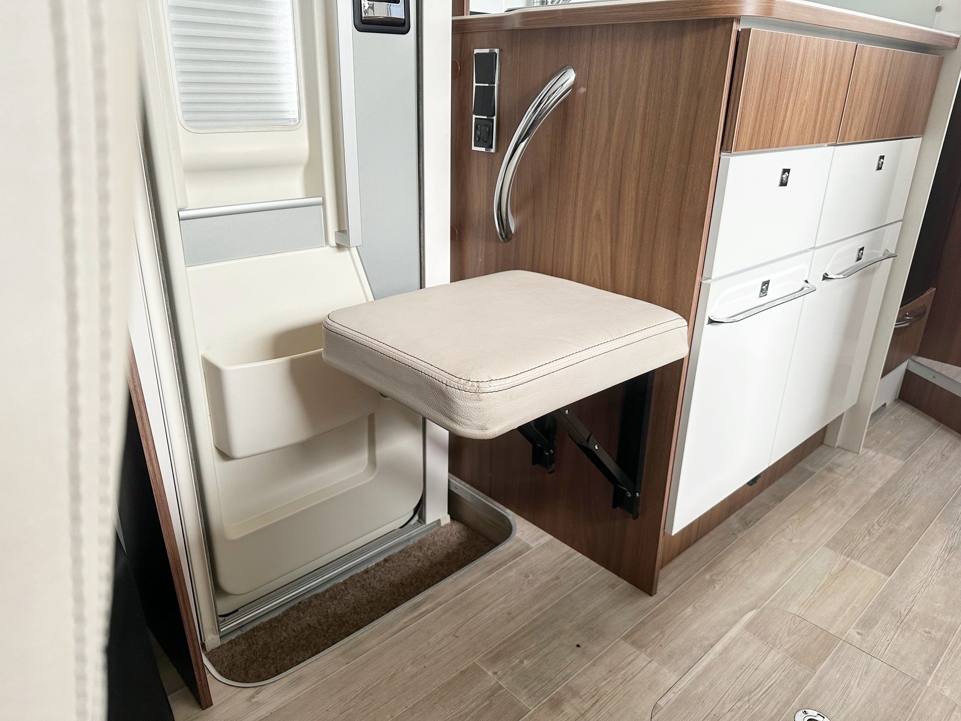 PILOTE GALAXY G 650 GJ ESSENTIEL 2,3 DIESEL FIAT DUCATO MJ 150-image-9