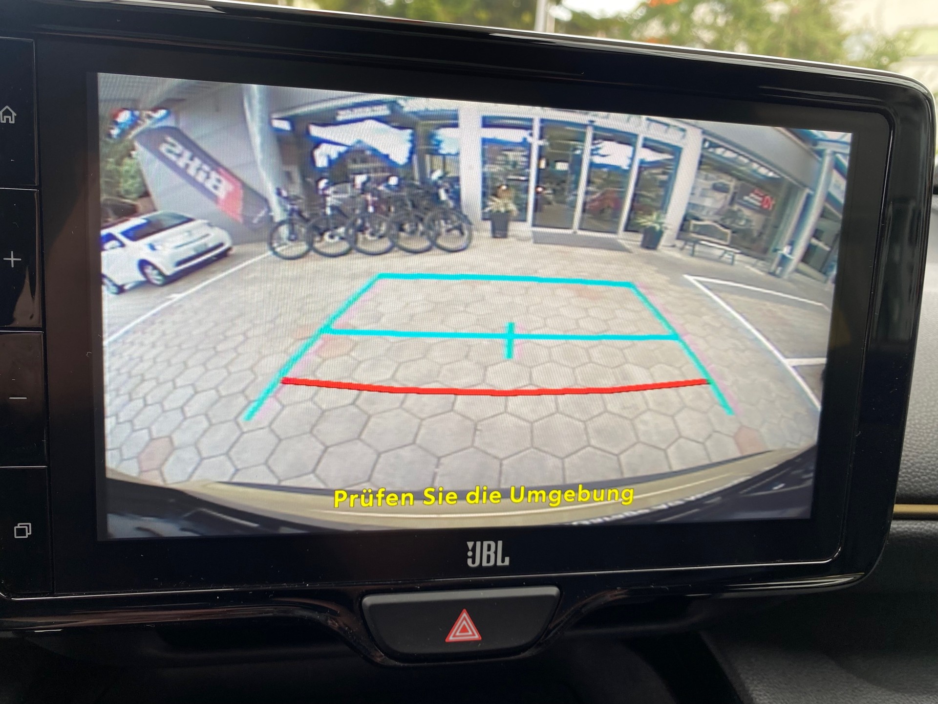 TOYOTA Yaris Cross 1.5 Premiere Edition e-CVT AWDi-image-6
