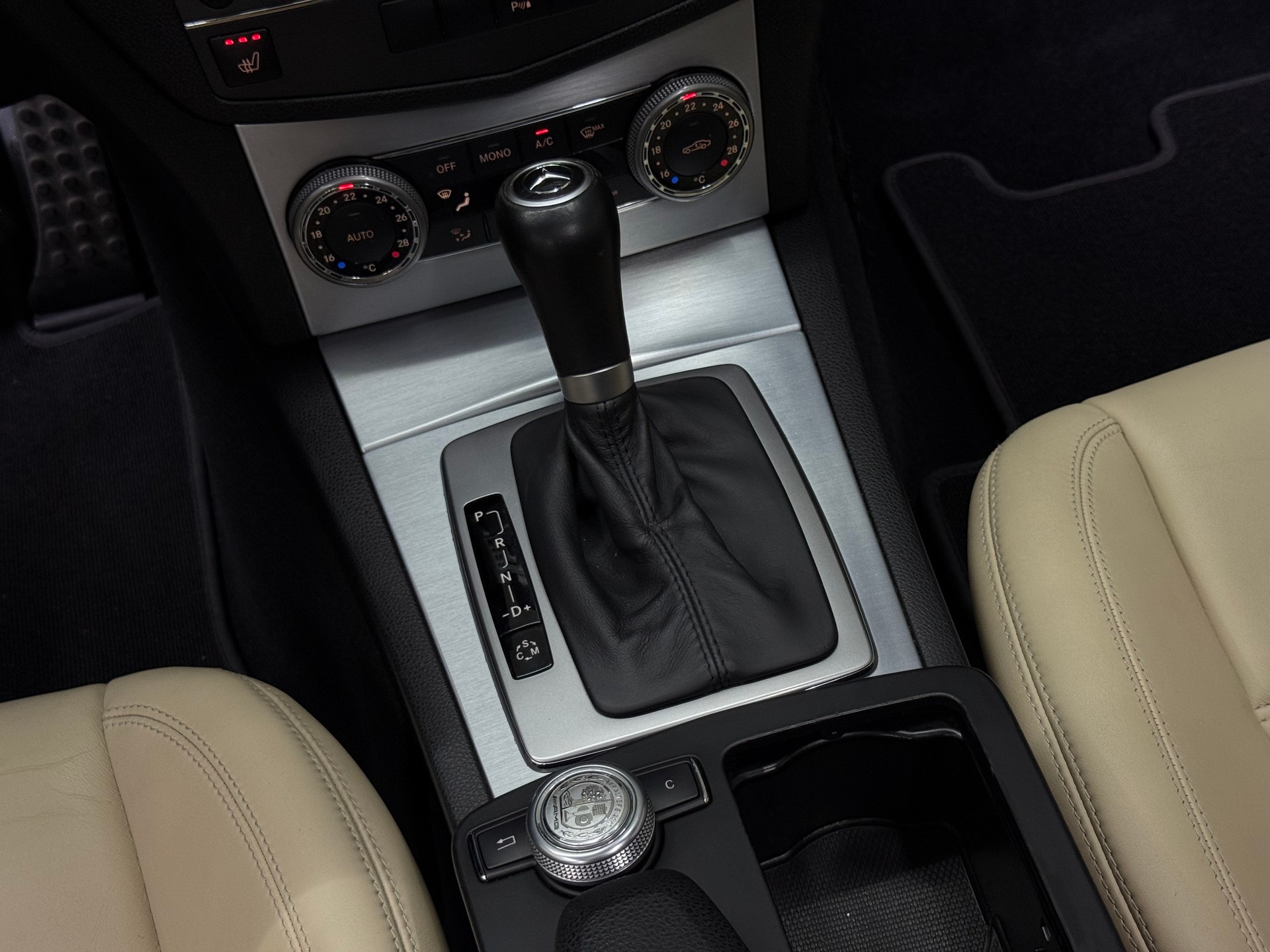 MERCEDES-BENZ C 63 AMG Avantgarde 7G-Tronic inkl. Garantie-image-19