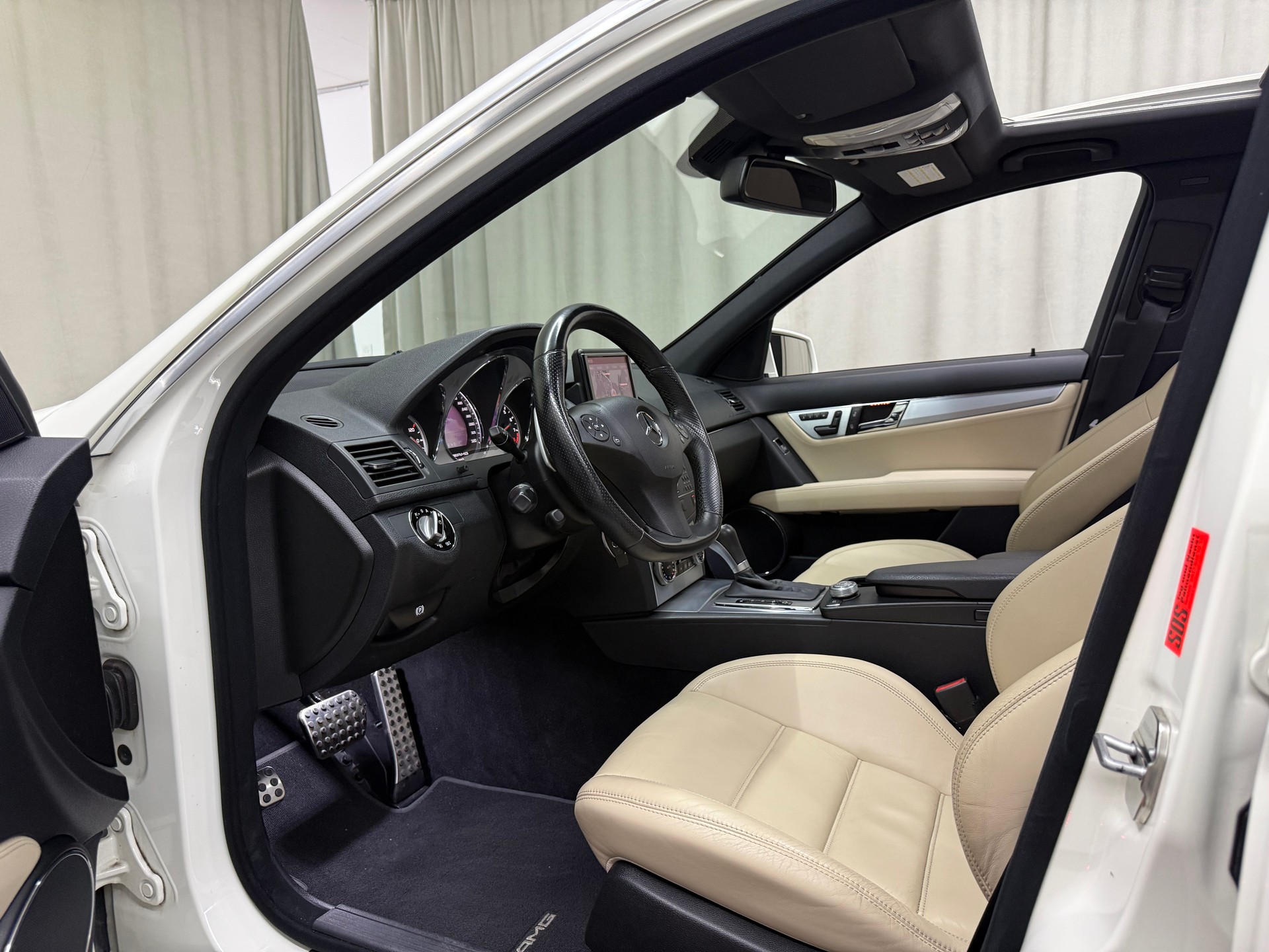 MERCEDES-BENZ C 63 AMG Avantgarde 7G-Tronic inkl. Garantie-image-7