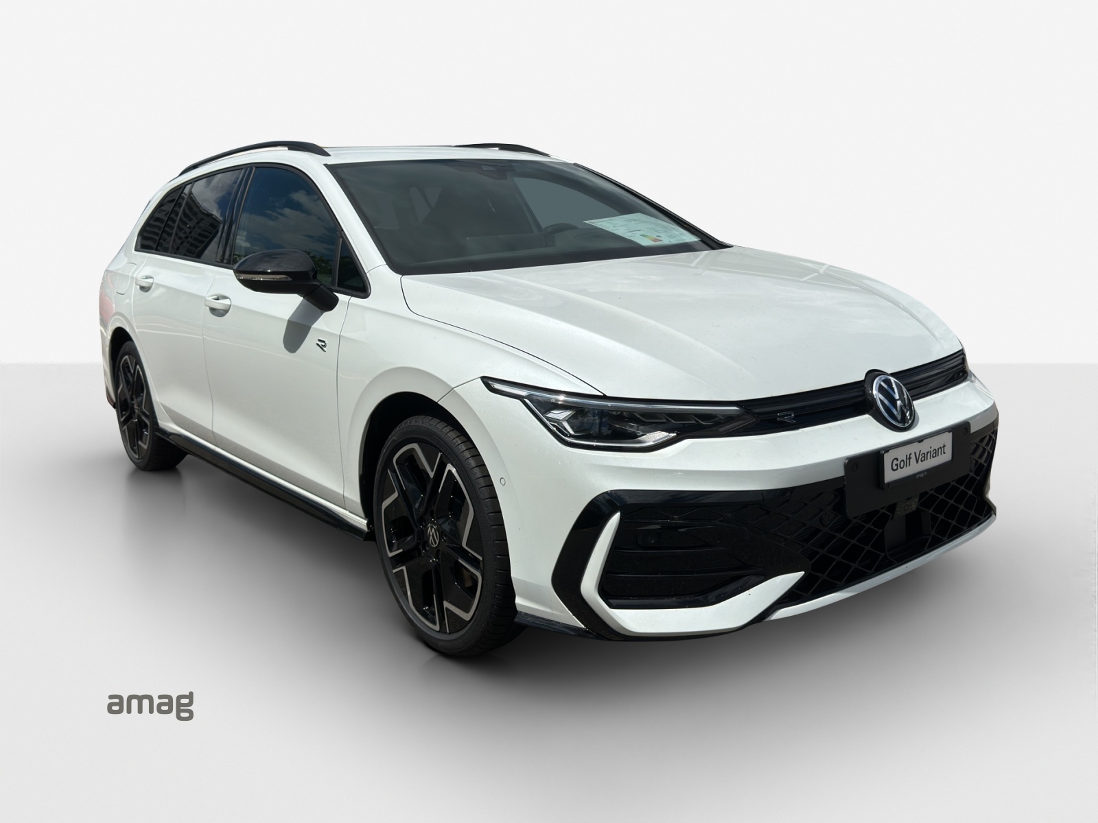 VW Golf Variant 1.5 eTSI mHEV R-Line-image-5