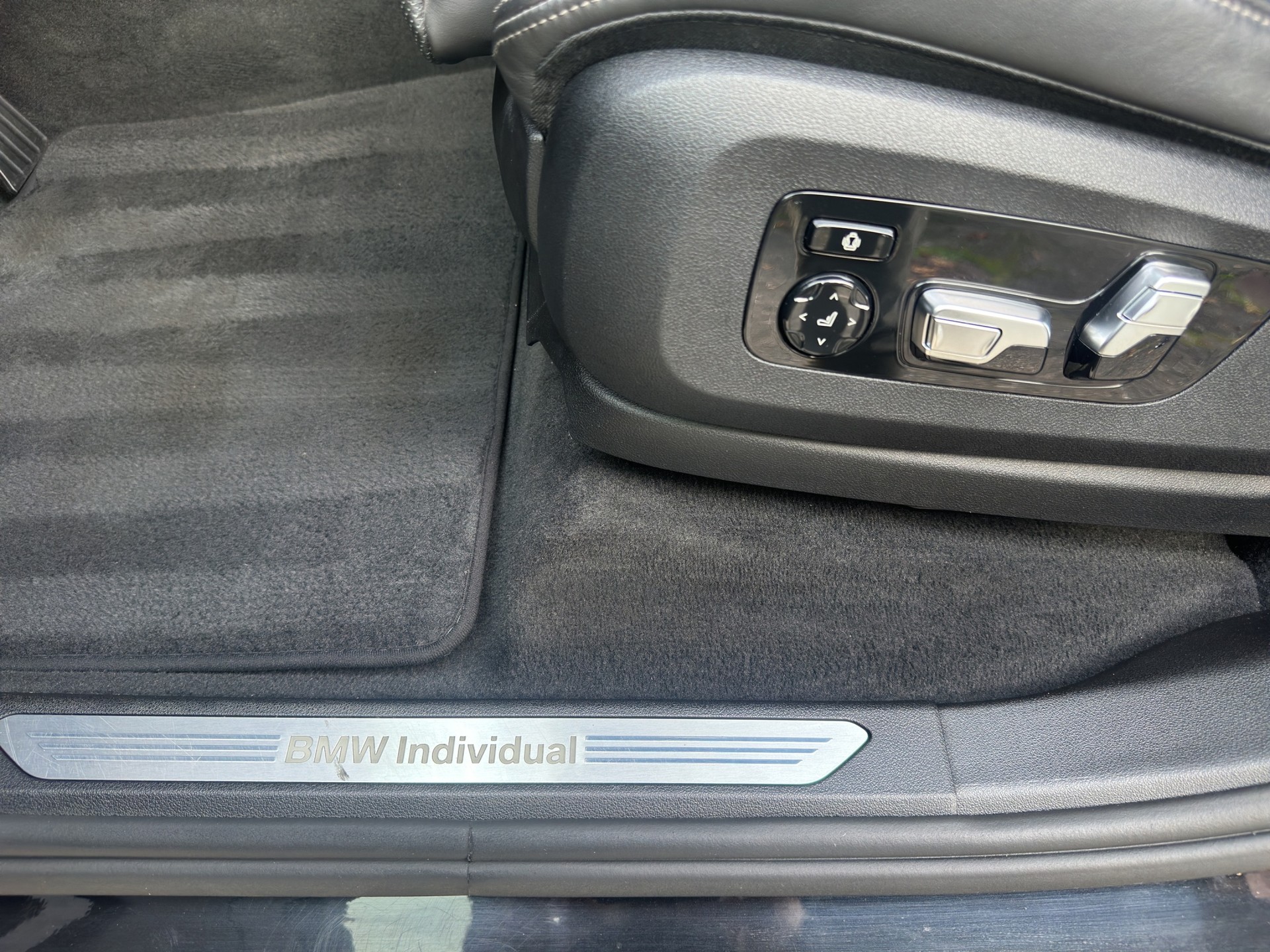 BMW X5 xDrive 30d Steptronic-image-13