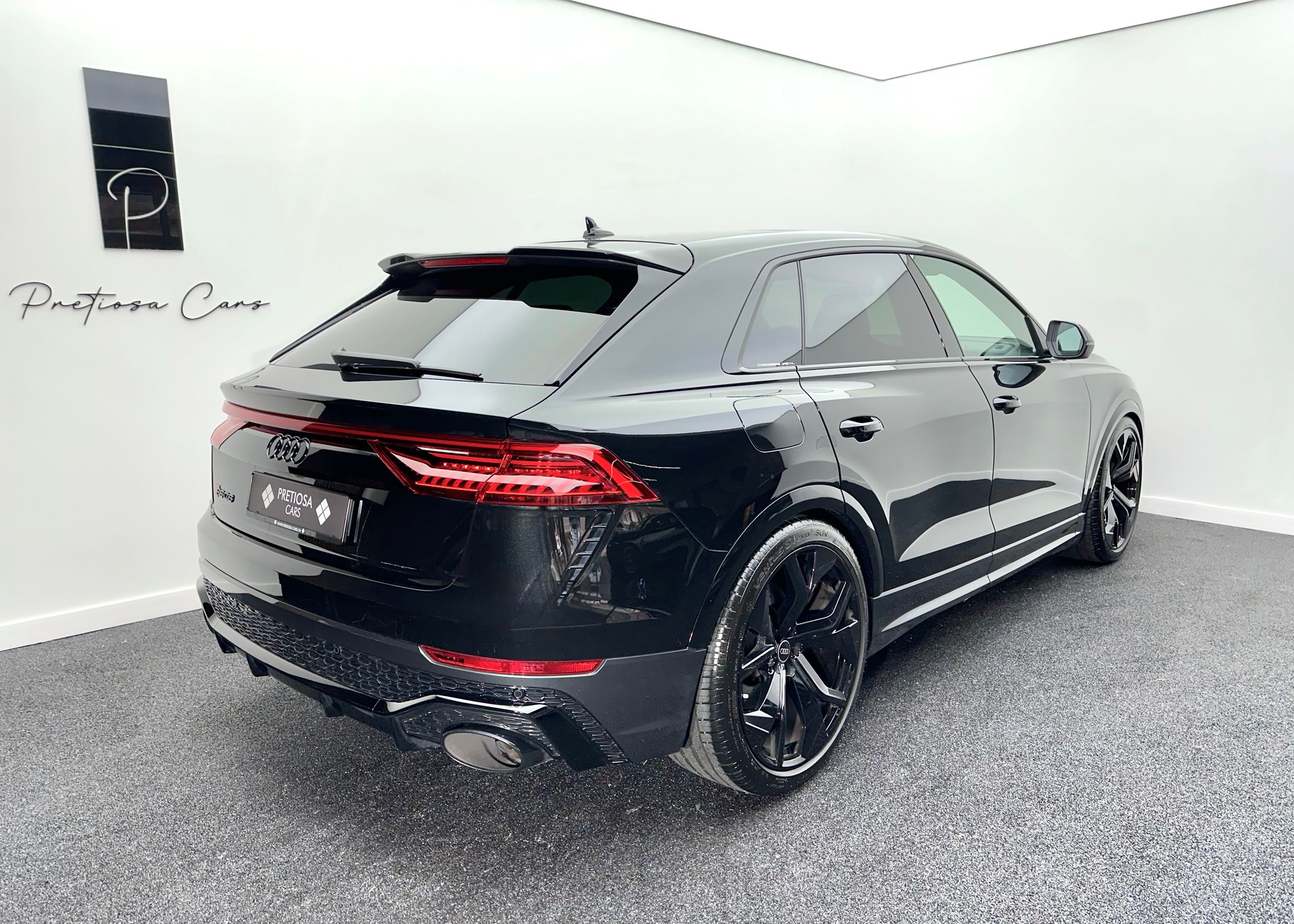 AUDI RSQ8 quattro tiptronic-image-4