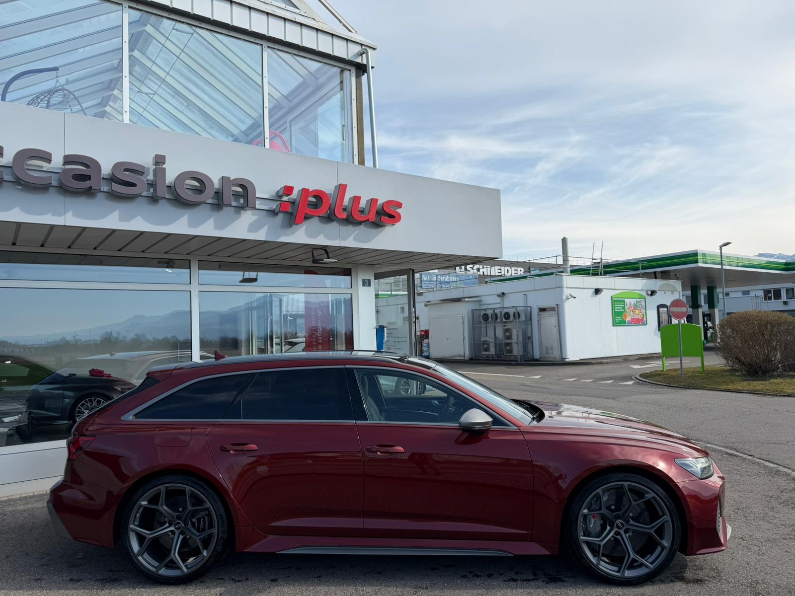 AUDI RS6 Avant 4.0 TFSI V8 Performance quattro-showroom-element-2