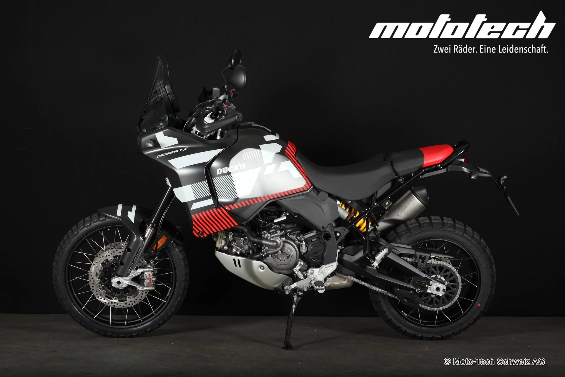DUCATI Desert X-image-4